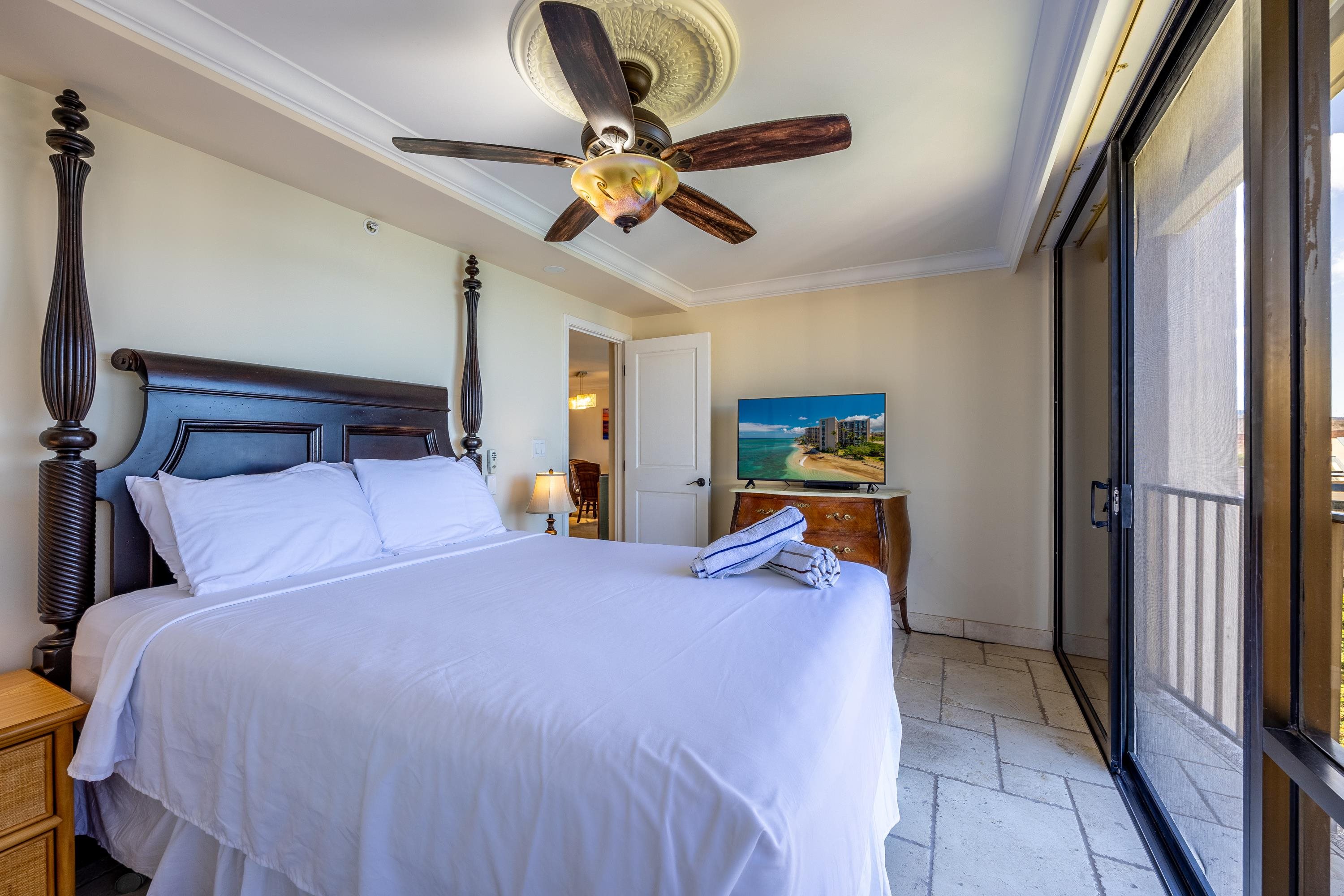 Valley Isle Resort condo # 1201B, Lahaina, Hawaii - photo 16 of 28