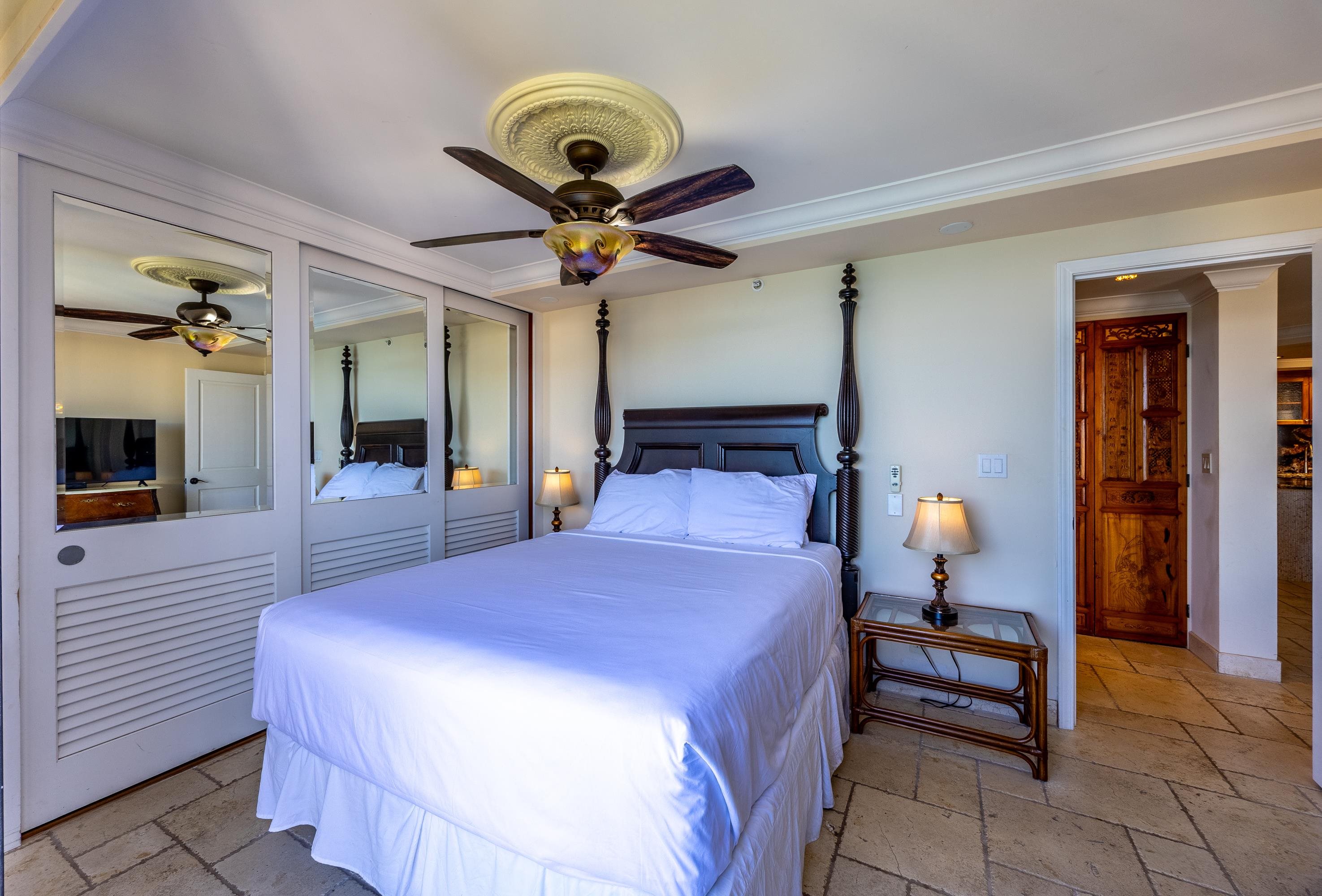 Valley Isle Resort condo # 1201B, Lahaina, Hawaii - photo 18 of 28