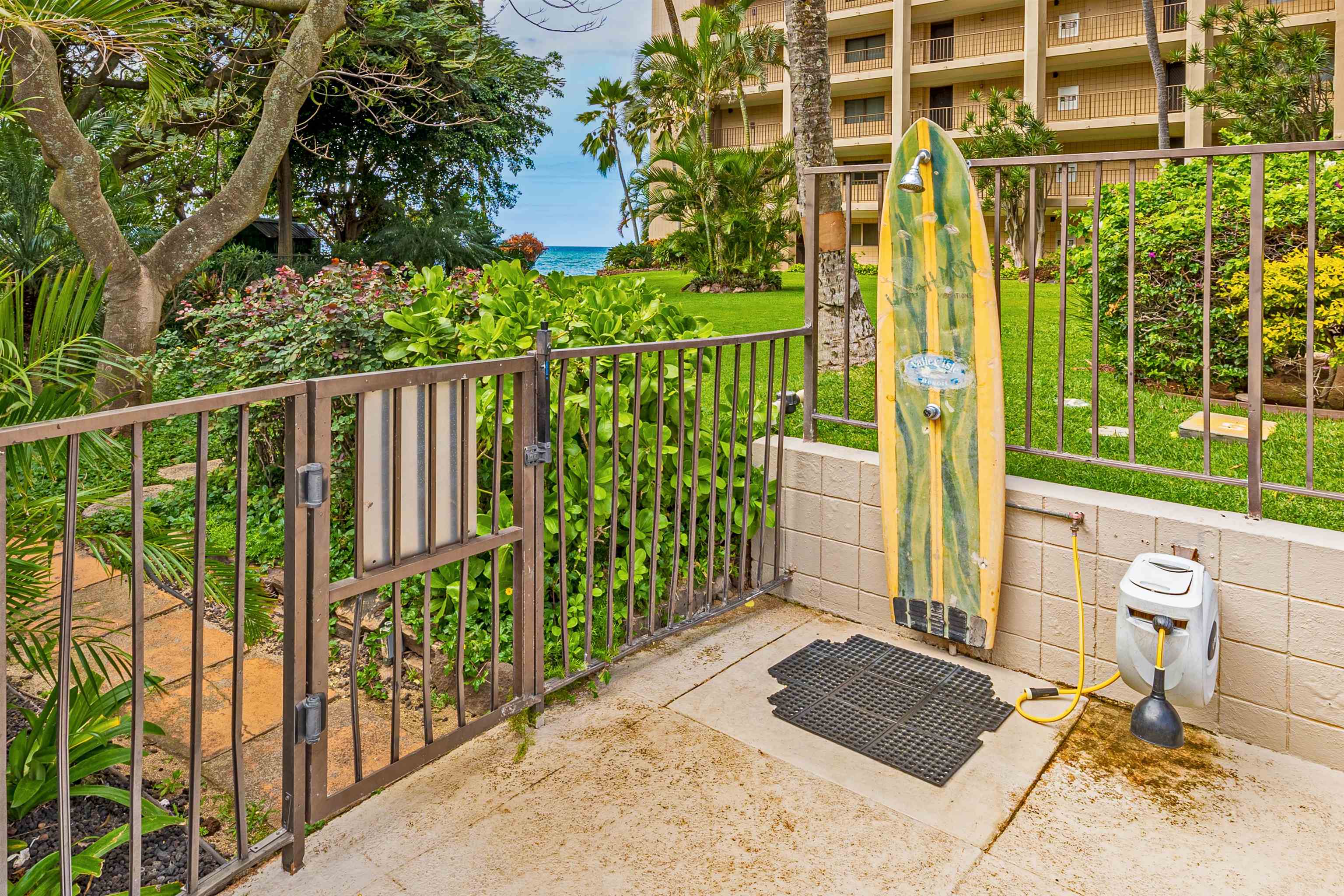 Valley Isle Resort condo # 201B, Lahaina, Hawaii - photo 26 of 26