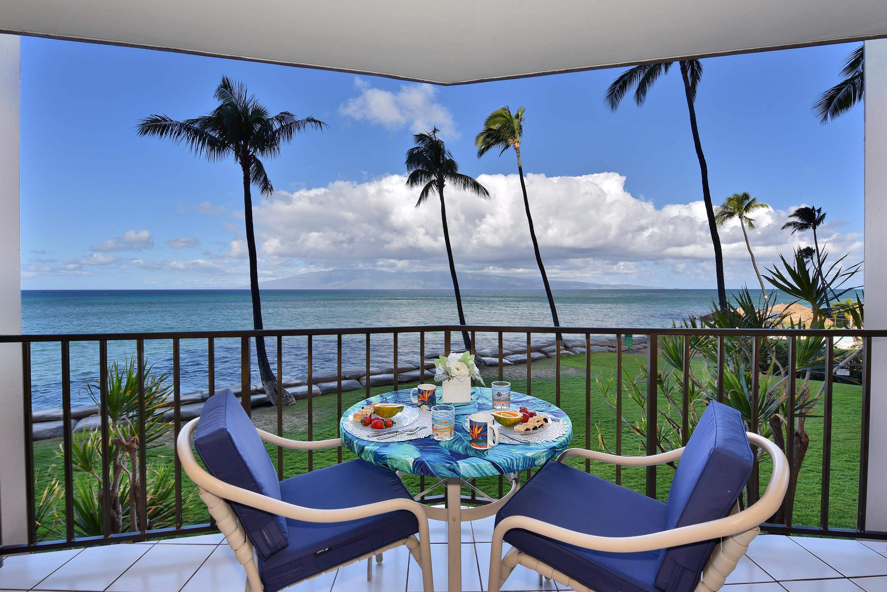 Valley Isle Resort condo # 207B, Lahaina, Hawaii - photo 13 of 45