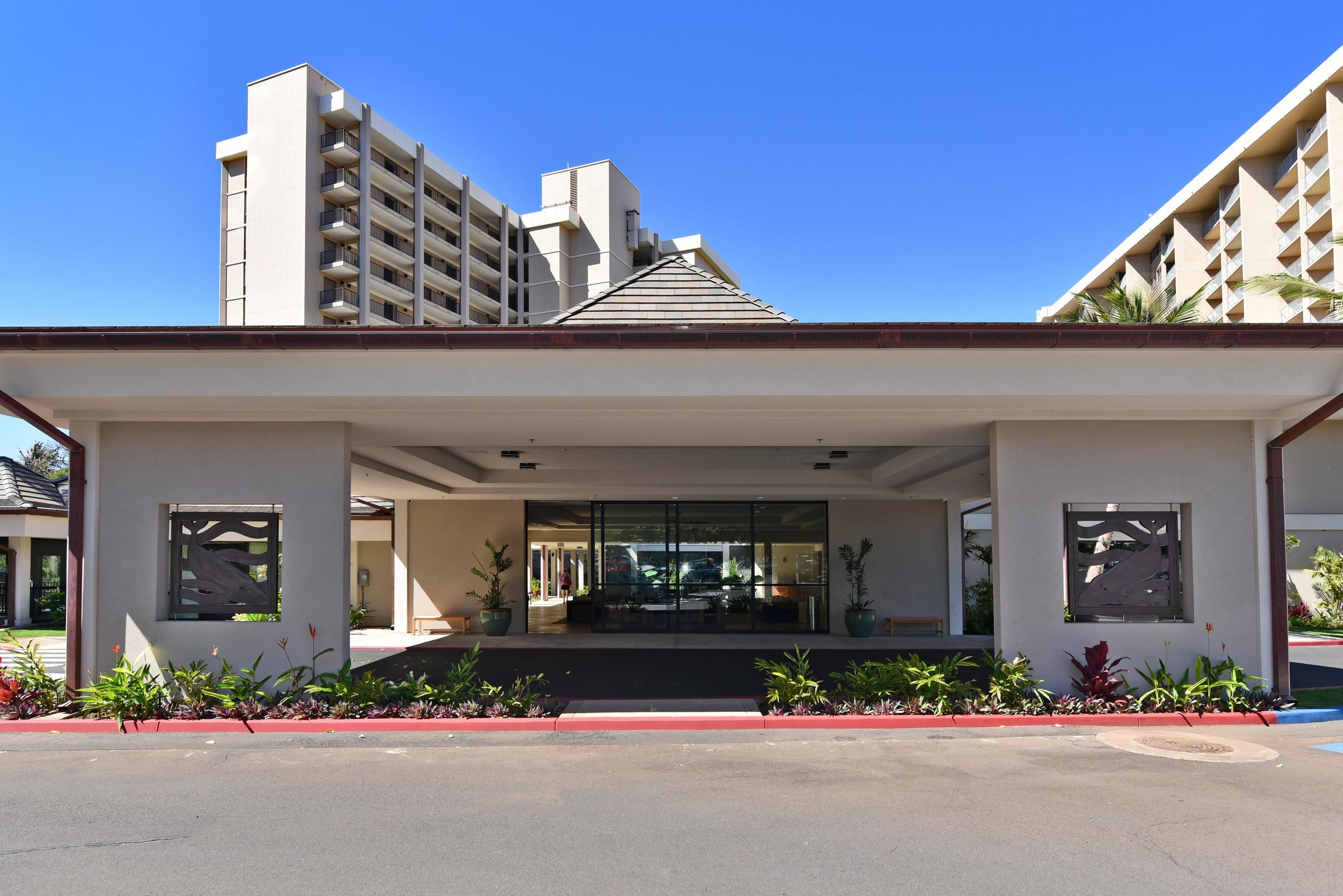 Valley Isle Resort condo # 207B, Lahaina, Hawaii - photo 32 of 45