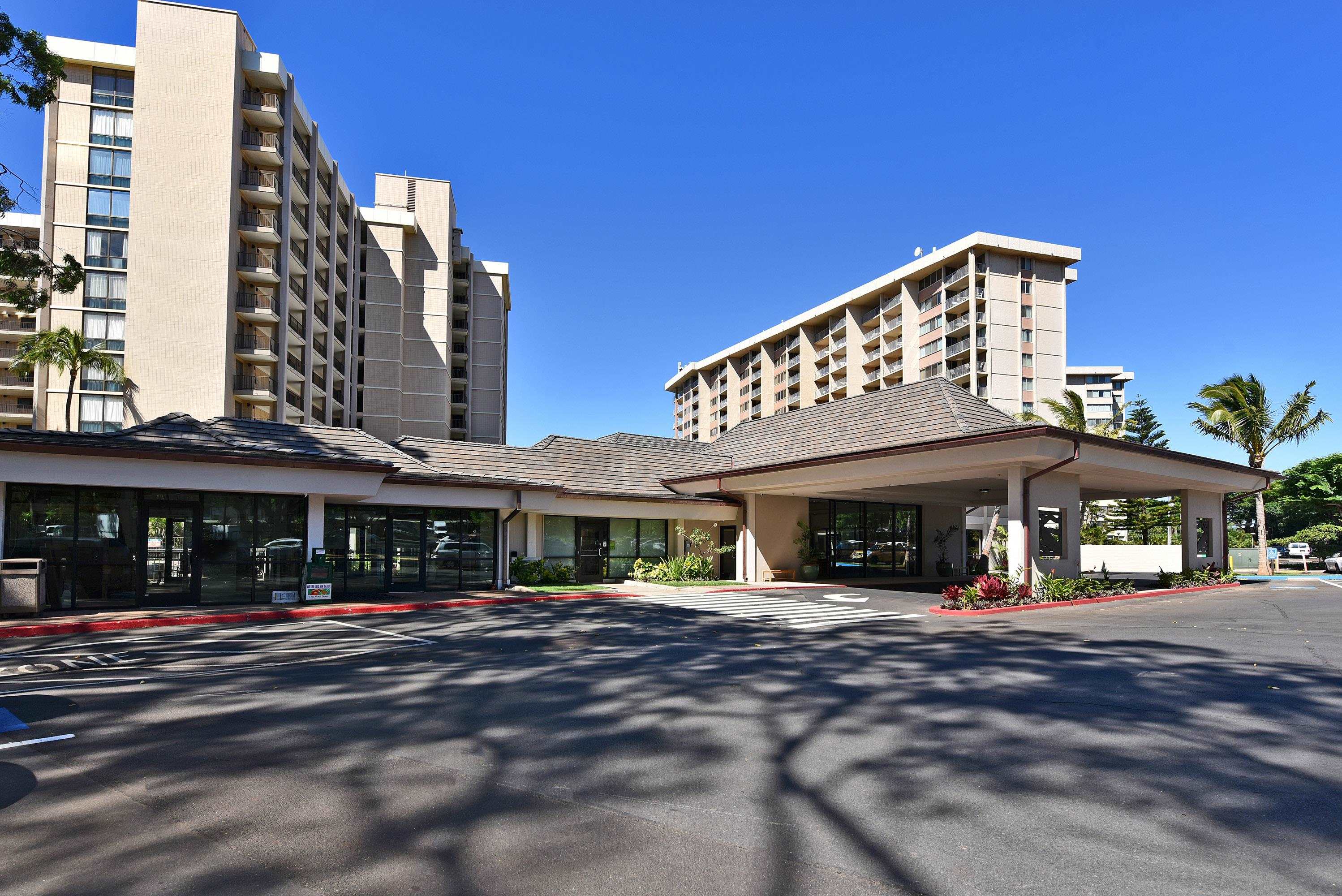 Valley Isle Resort condo # 207B, Lahaina, Hawaii - photo 33 of 45