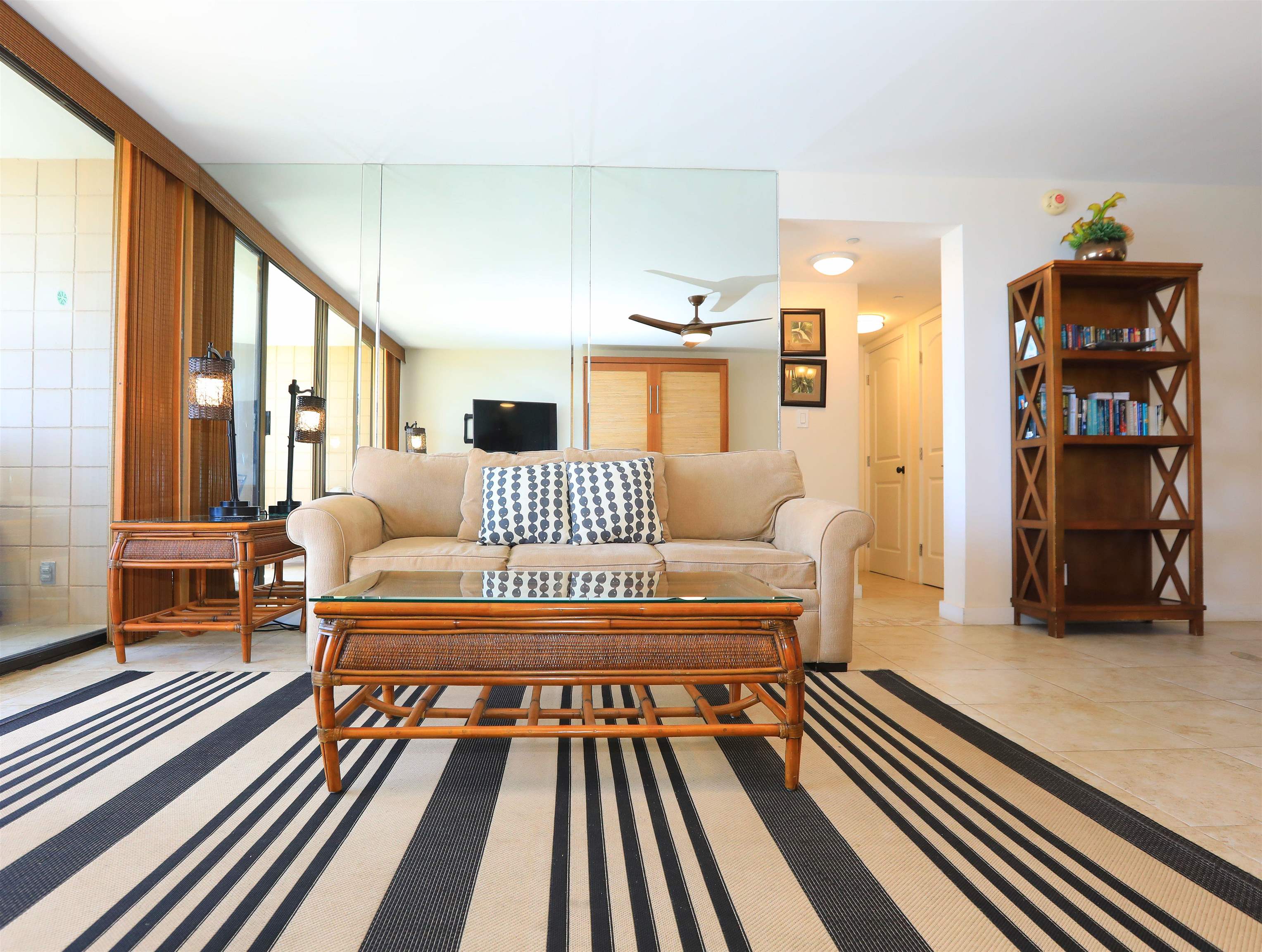 Valley Isle Resort condo # 208, Lahaina, Hawaii - photo 28 of 48