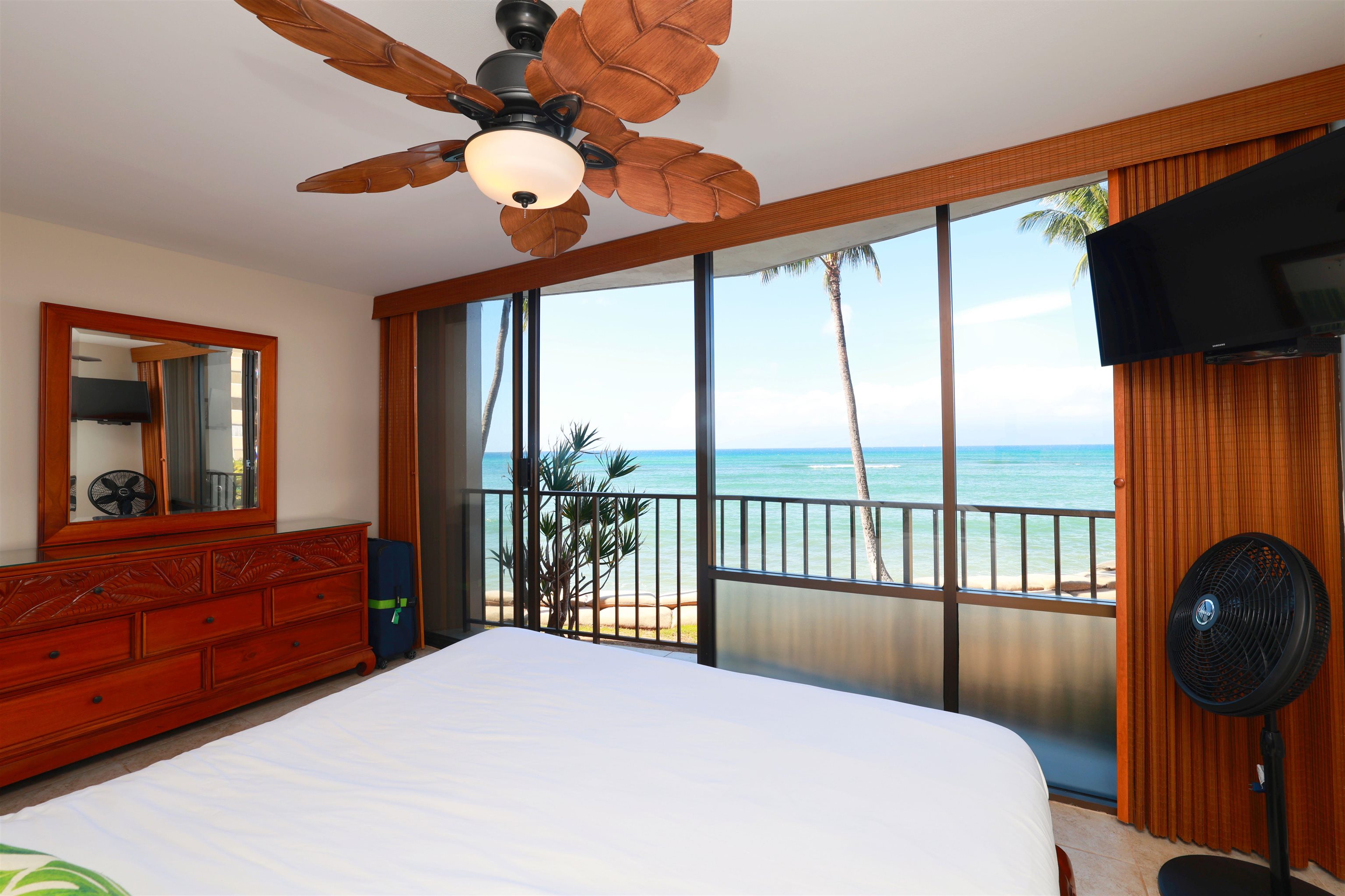 Valley Isle Resort condo # 208, Lahaina, Hawaii - photo 31 of 48