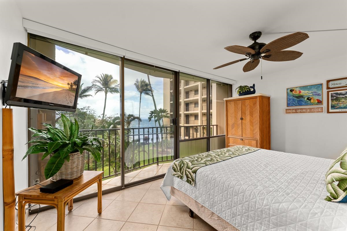 Valley Isle Resort condo # 301B, Lahaina, Hawaii - photo 2 of 30