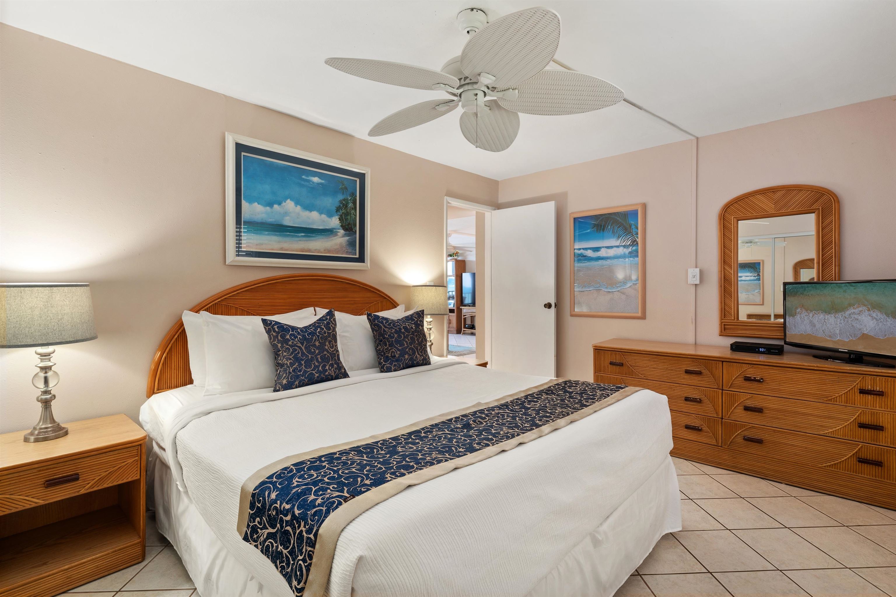 Valley Isle Resort condo # 309, Lahaina, Hawaii - photo 15 of 31