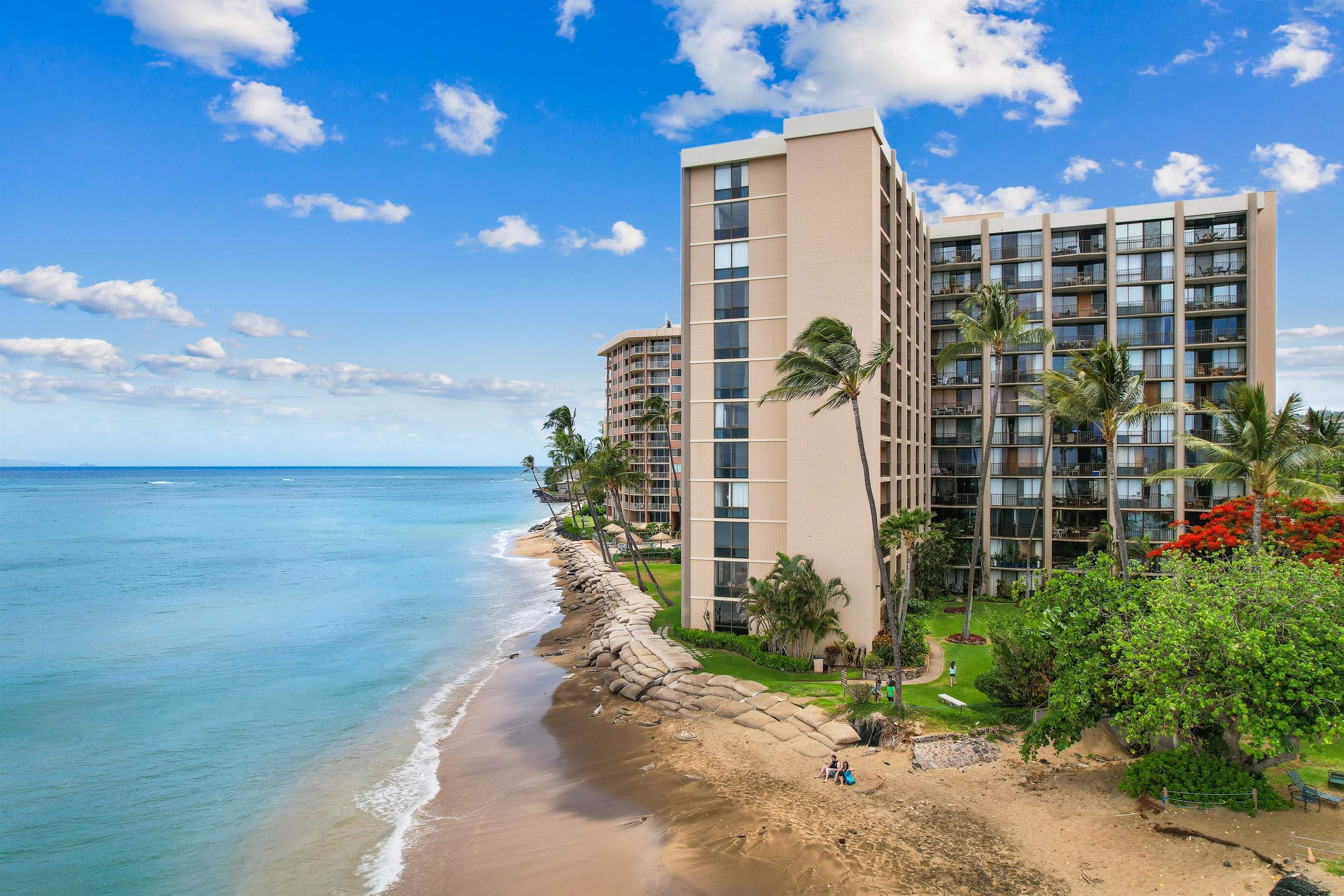 Valley Isle Resort condo # 309, Lahaina, Hawaii - photo 28 of 31