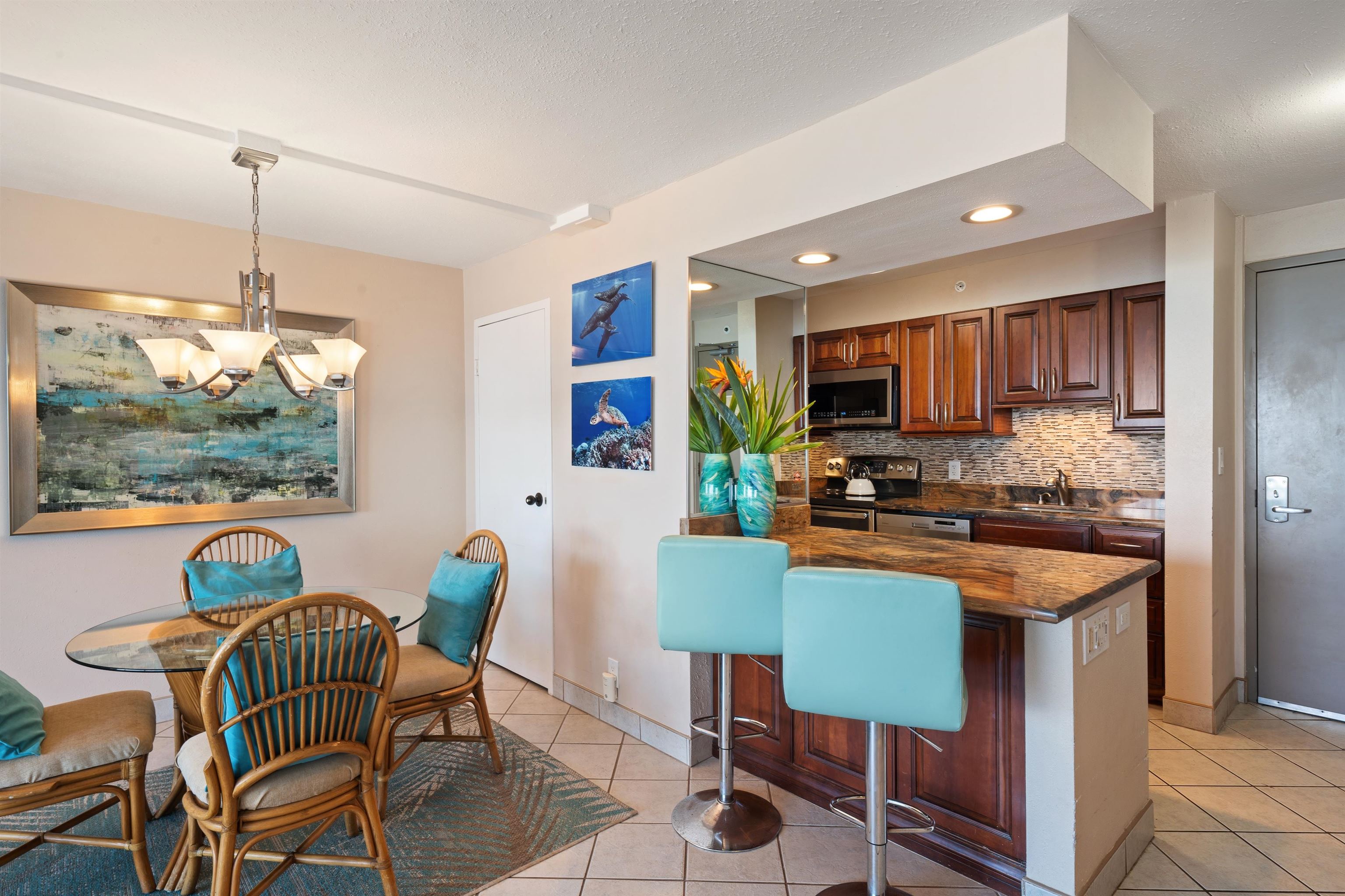 Valley Isle Resort condo # 309, Lahaina, Hawaii - photo 30 of 31