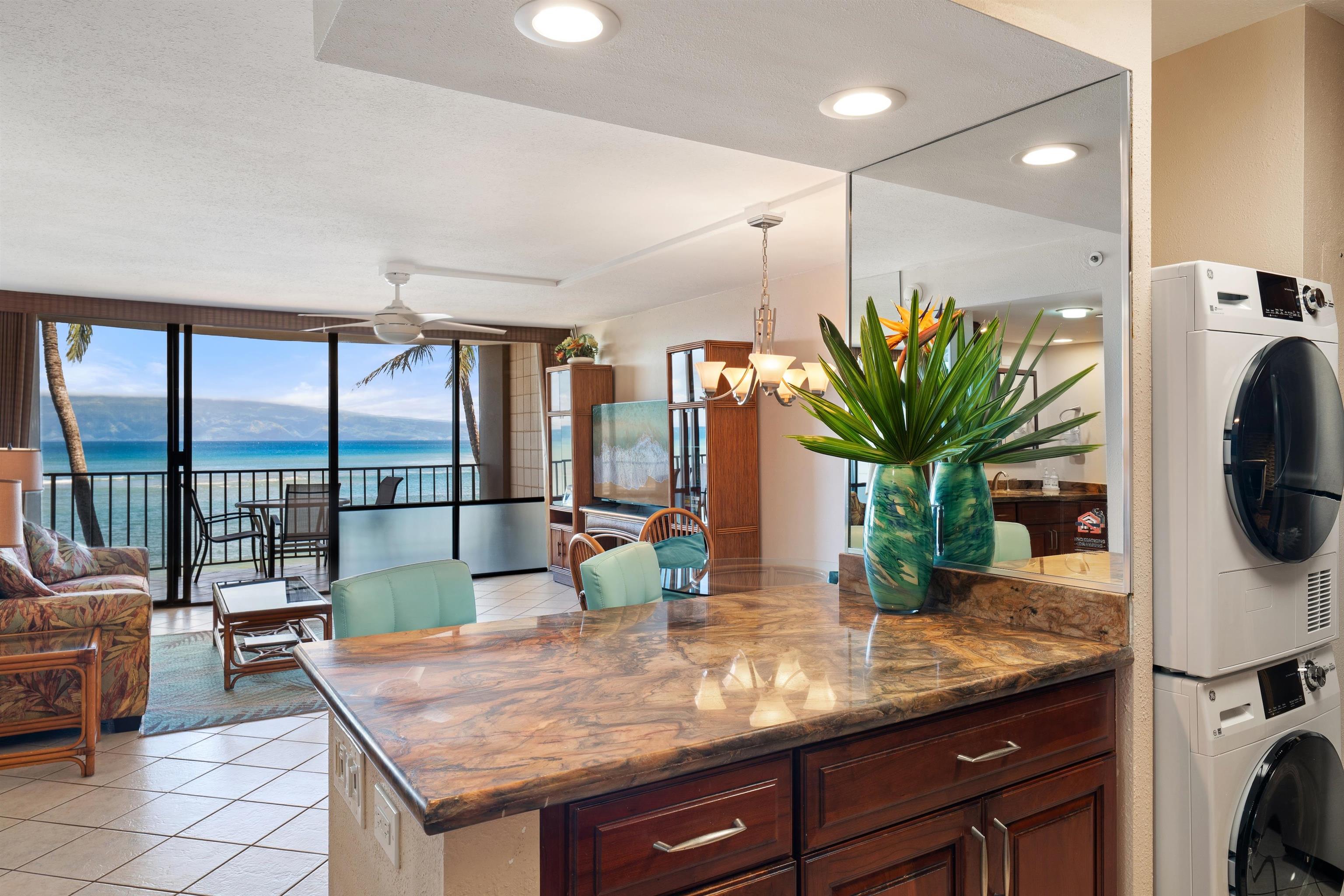 Valley Isle Resort condo # 309, Lahaina, Hawaii - photo 4 of 31