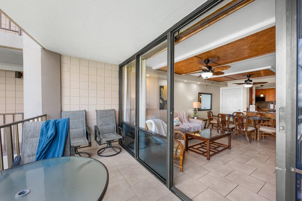 Valley Isle Resort condo # 403, Lahaina, Hawaii - photo 15 of 42