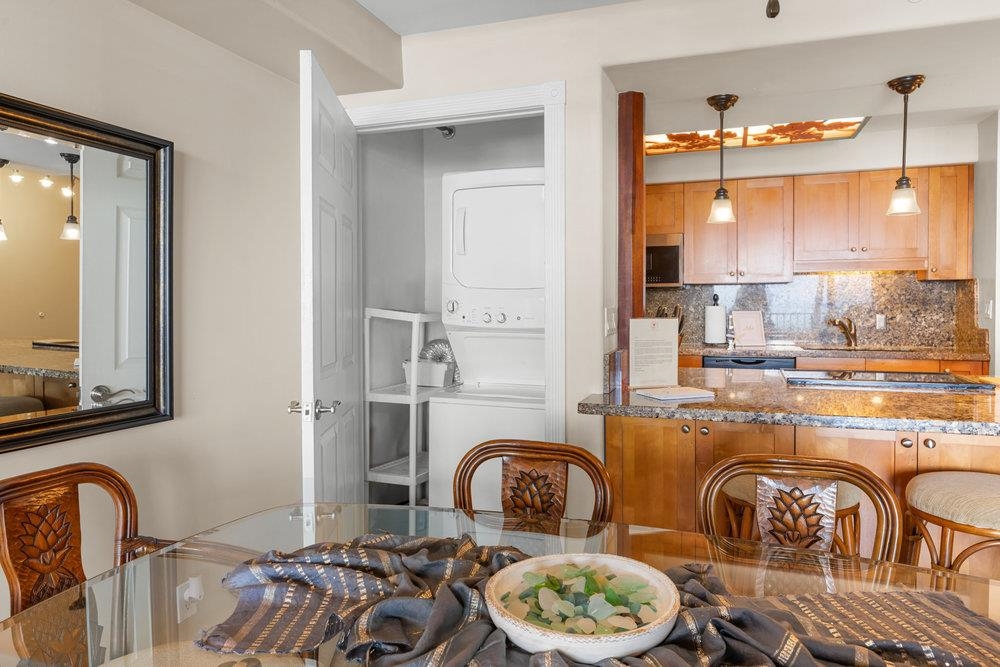 Valley Isle Resort condo # 403, Lahaina, Hawaii - photo 26 of 42