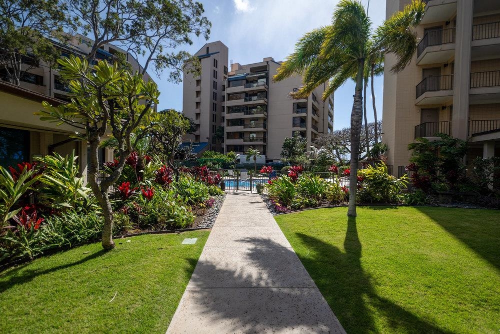 Valley Isle Resort condo # 403, Lahaina, Hawaii - photo 31 of 42