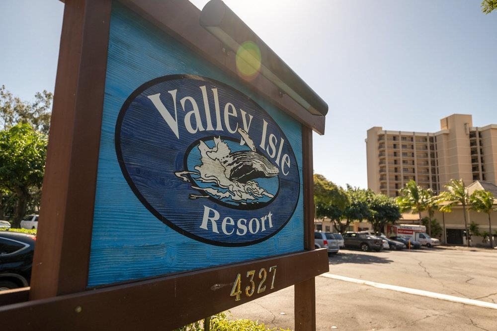 Valley Isle Resort condo # 403, Lahaina, Hawaii - photo 36 of 42