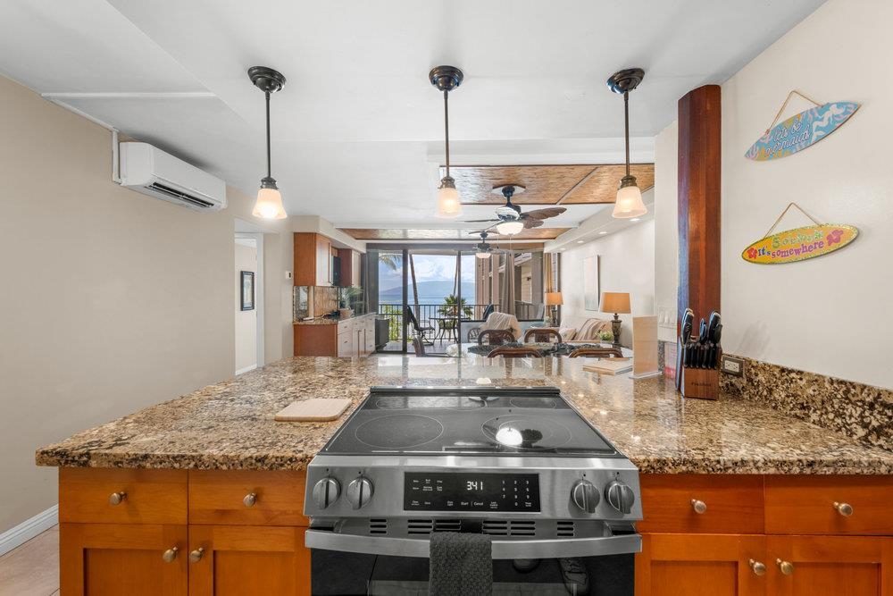 Valley Isle Resort condo # 403, Lahaina, Hawaii - photo 9 of 42