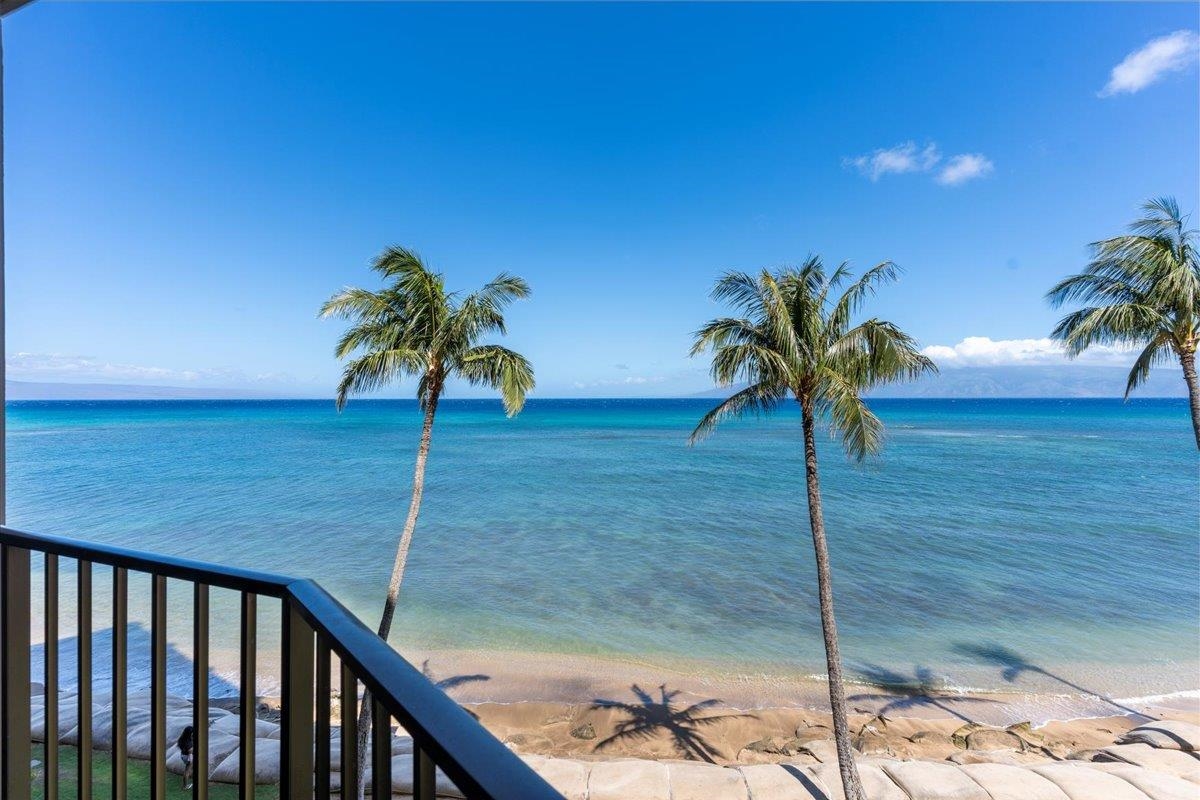 Valley Isle Resort condo # 408B, Lahaina, Hawaii - photo 32 of 47