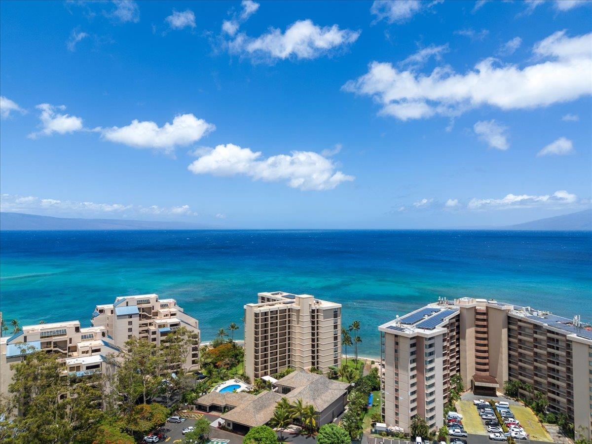 Valley Isle Resort condo # 408B, Lahaina, Hawaii - photo 45 of 47