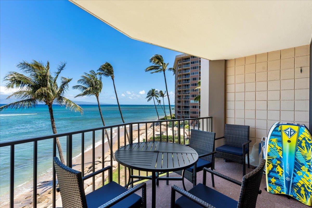 Valley Isle Resort condo # 408B, Lahaina, Hawaii - photo 21 of 47