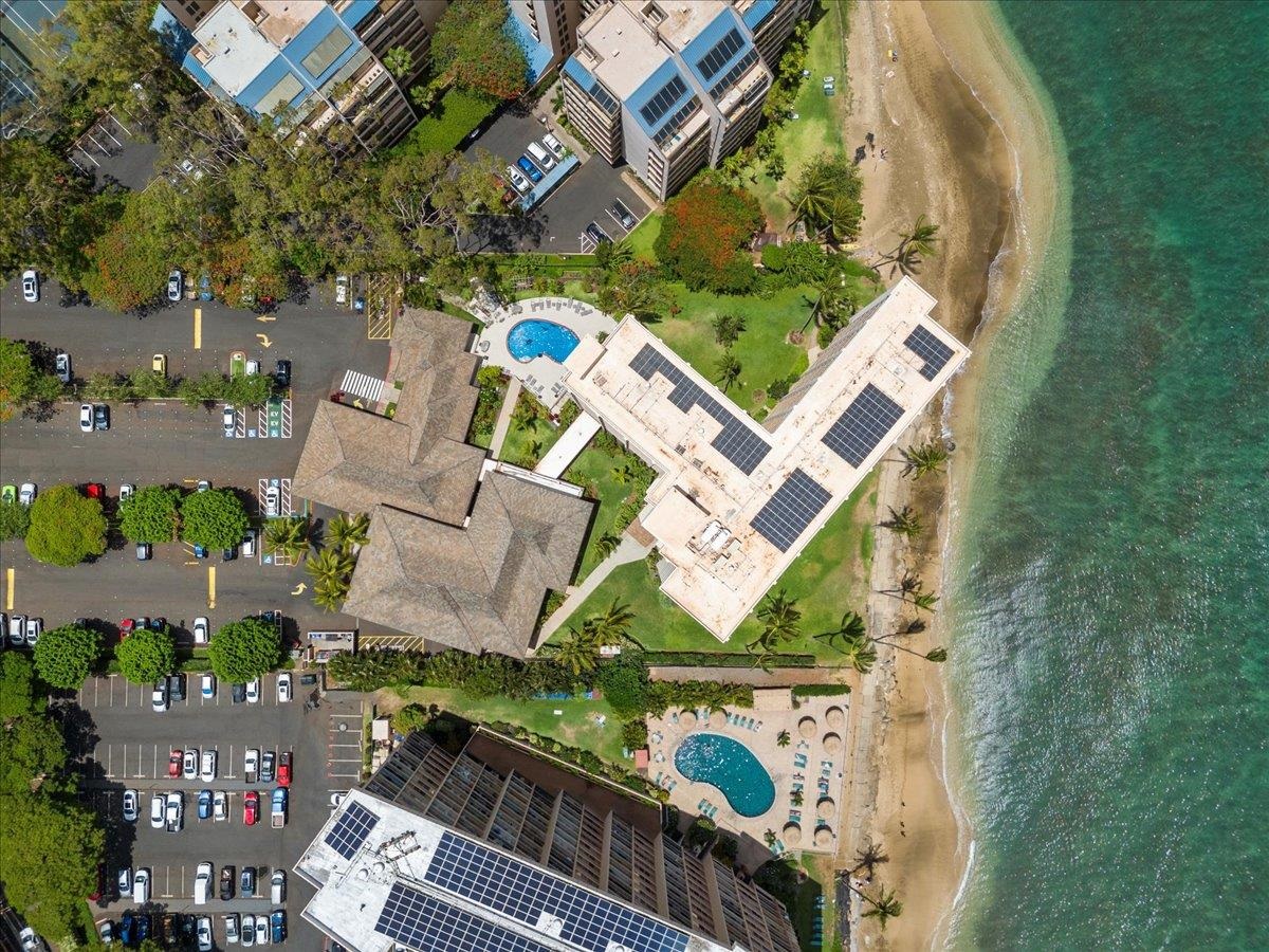 Valley Isle Resort condo # 408B, Lahaina, Hawaii - photo 45 of 47