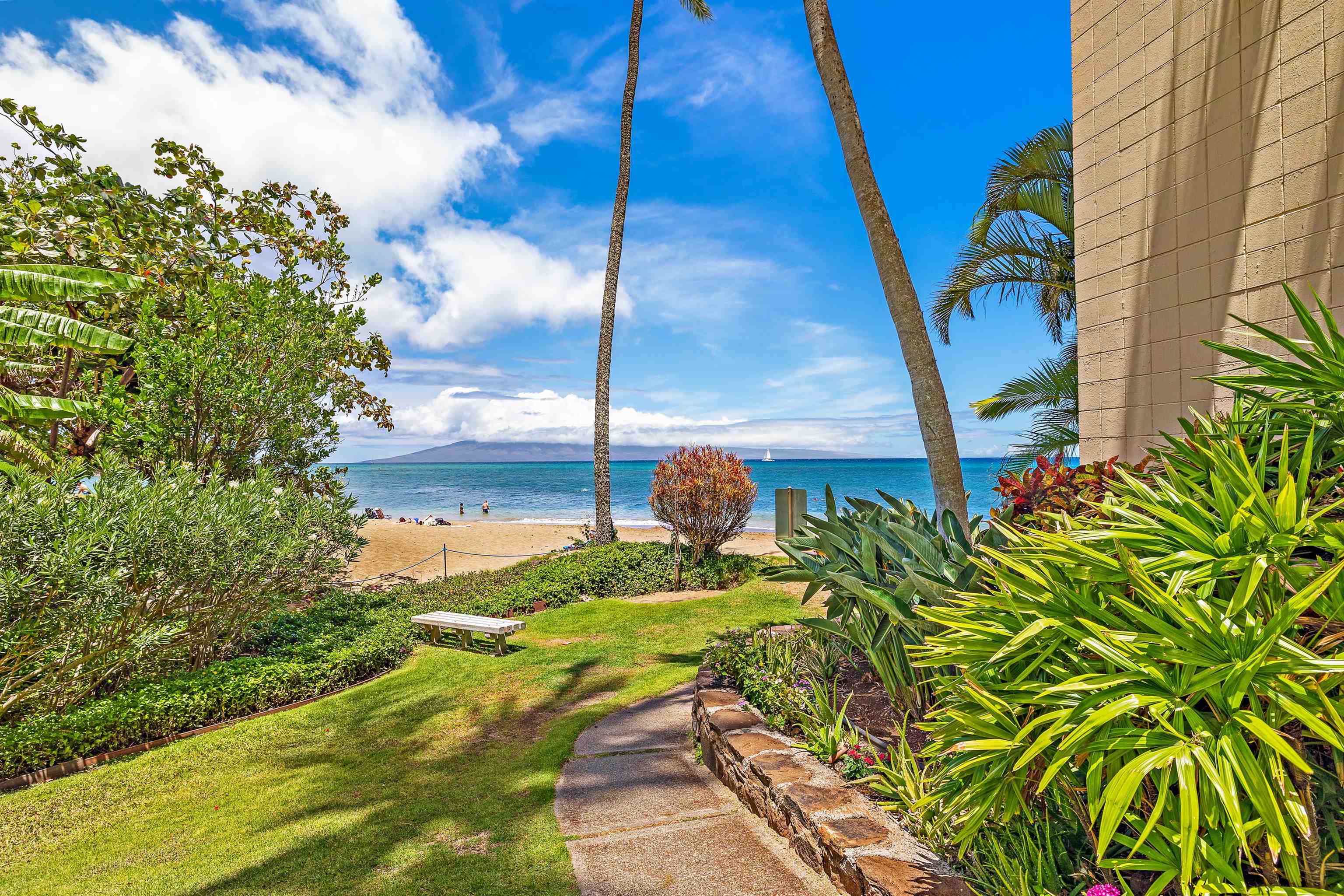 Valley Isle Resort condo # 502B, Lahaina, Hawaii - photo 32 of 38