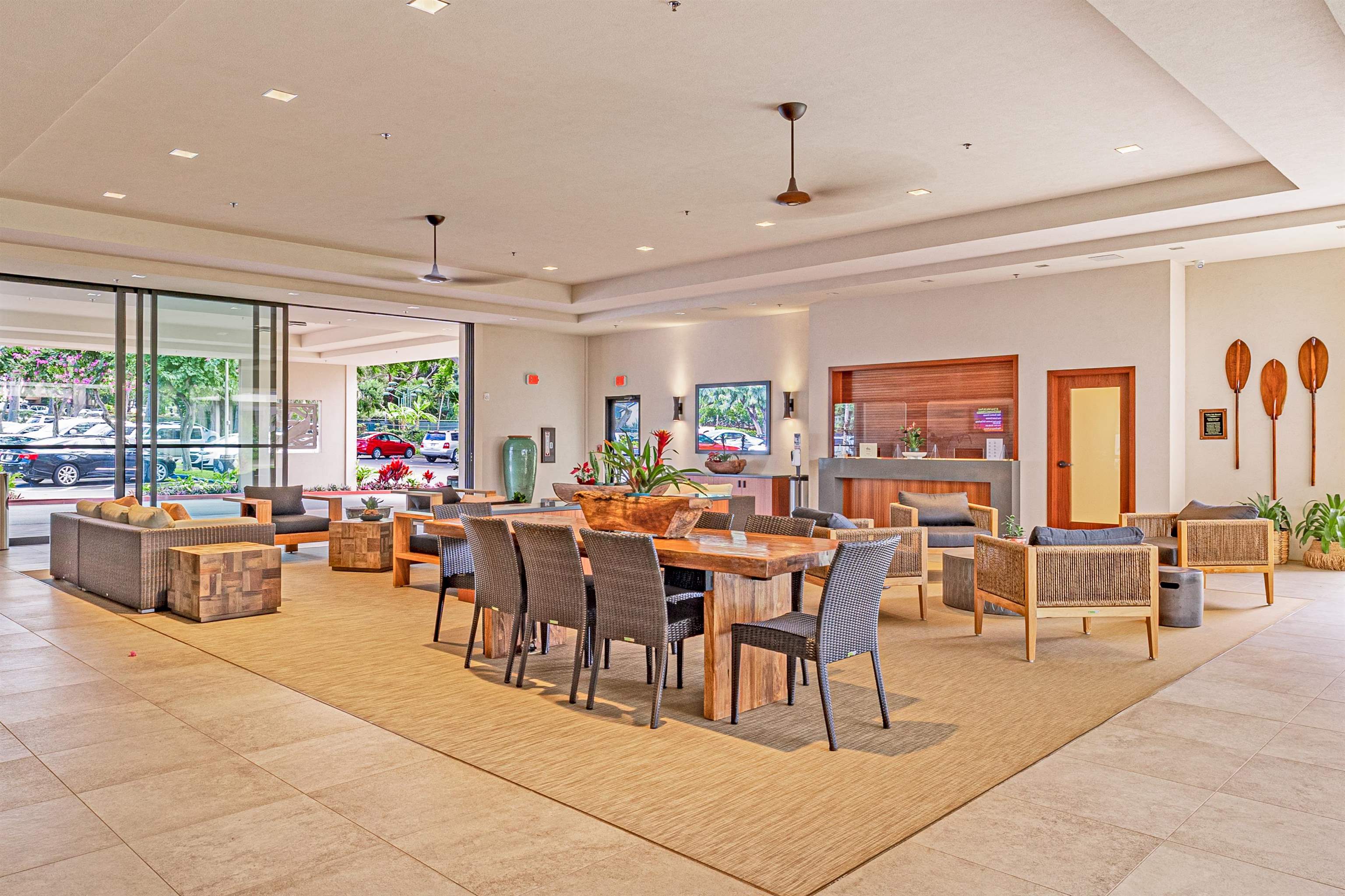 Valley Isle Resort condo # 502B, Lahaina, Hawaii - photo 37 of 38