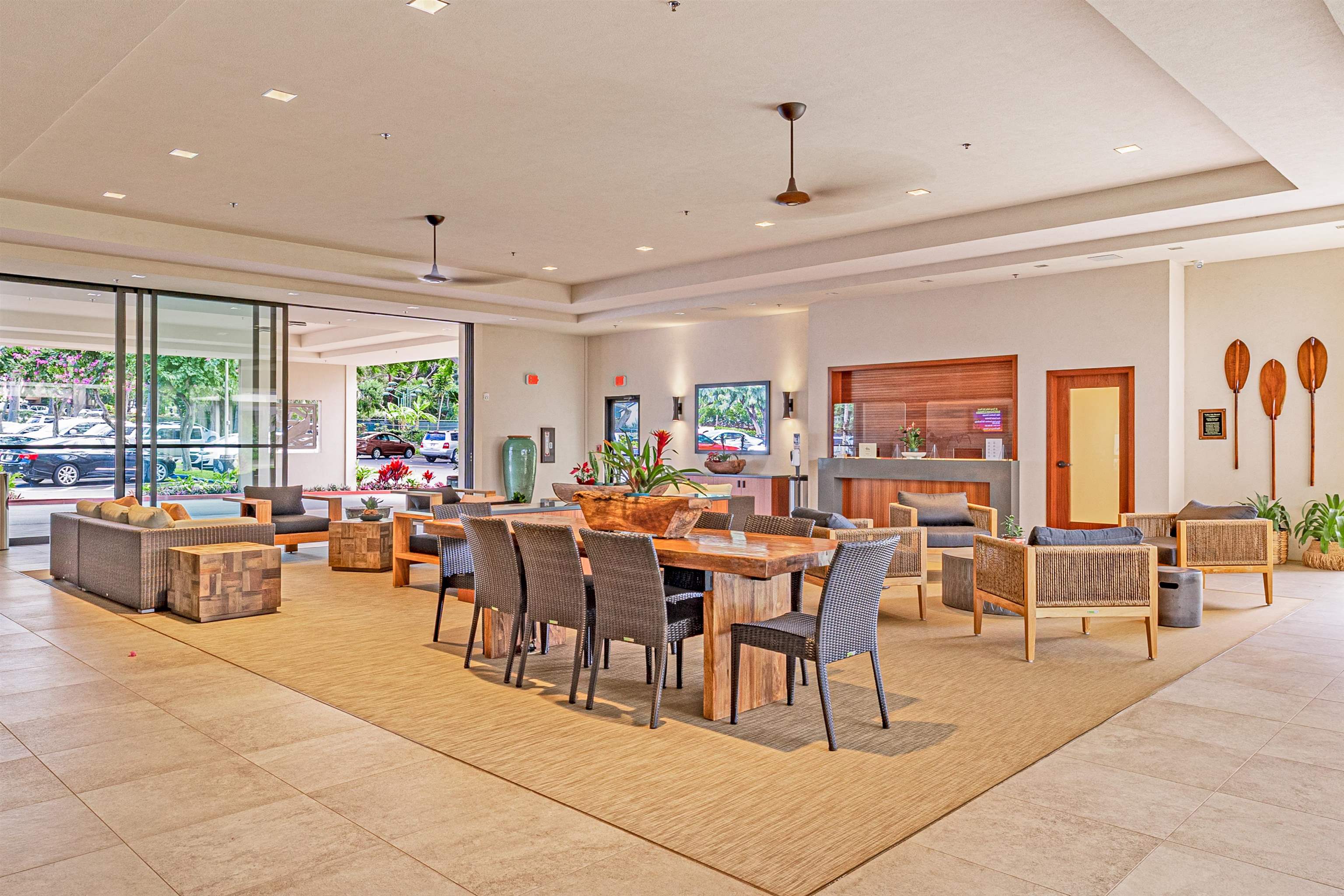 Valley Isle Resort condo # 505B, Lahaina, Hawaii - photo 19 of 25