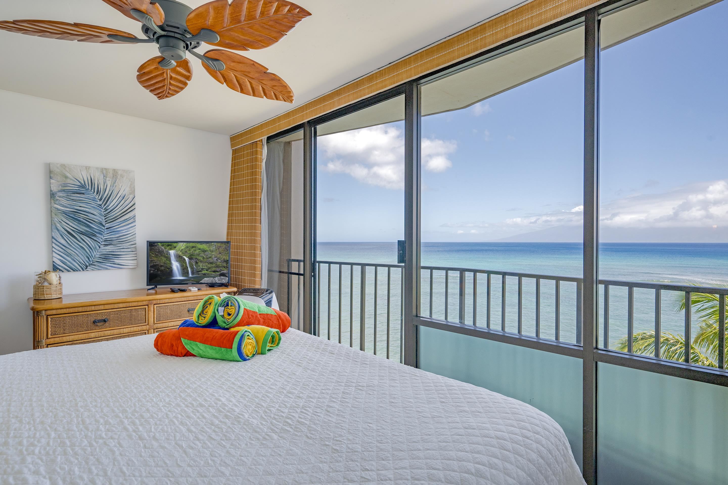 Valley Isle Resort condo # 610B, Lahaina, Hawaii - photo 3 of 25