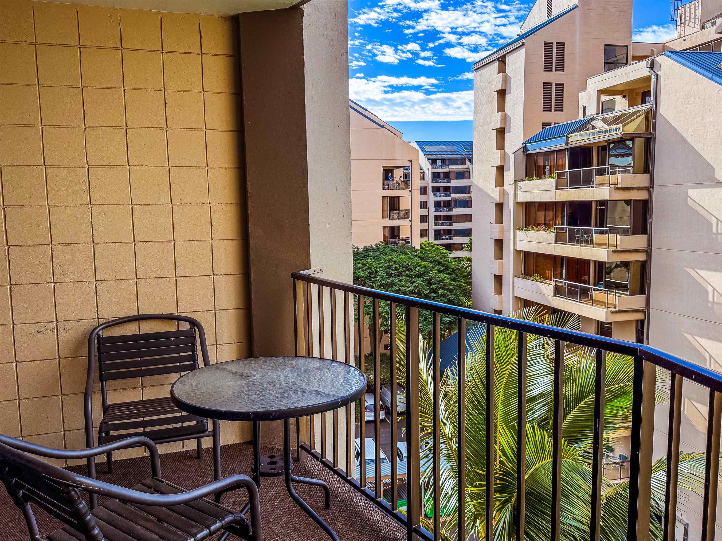 Valley Isle Resort condo # 701, Lahaina, Hawaii - photo 5 of 16