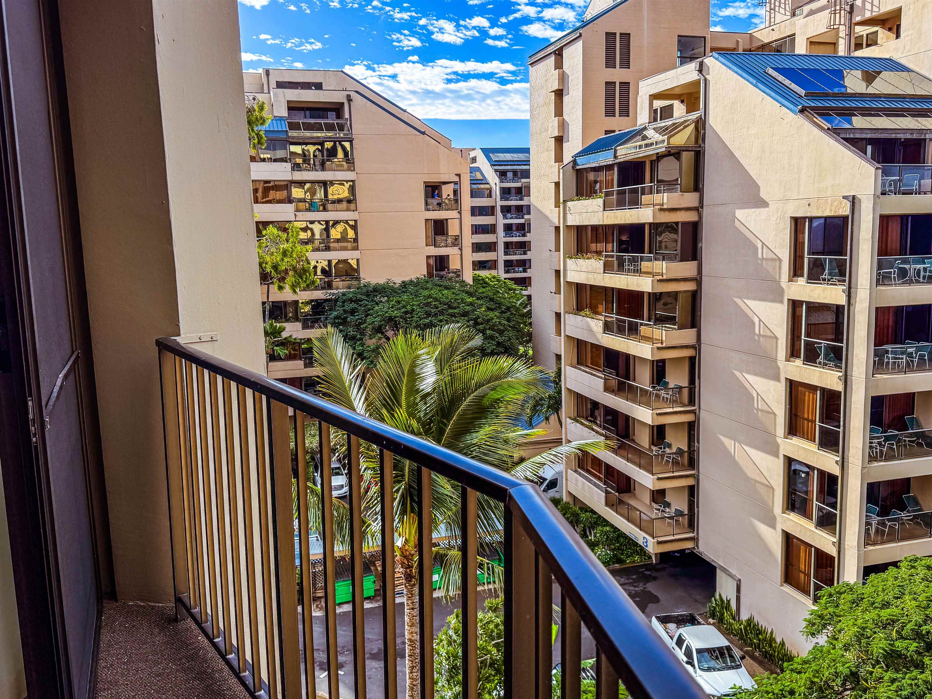 Valley Isle Resort condo # 701, Lahaina, Hawaii - photo 8 of 16