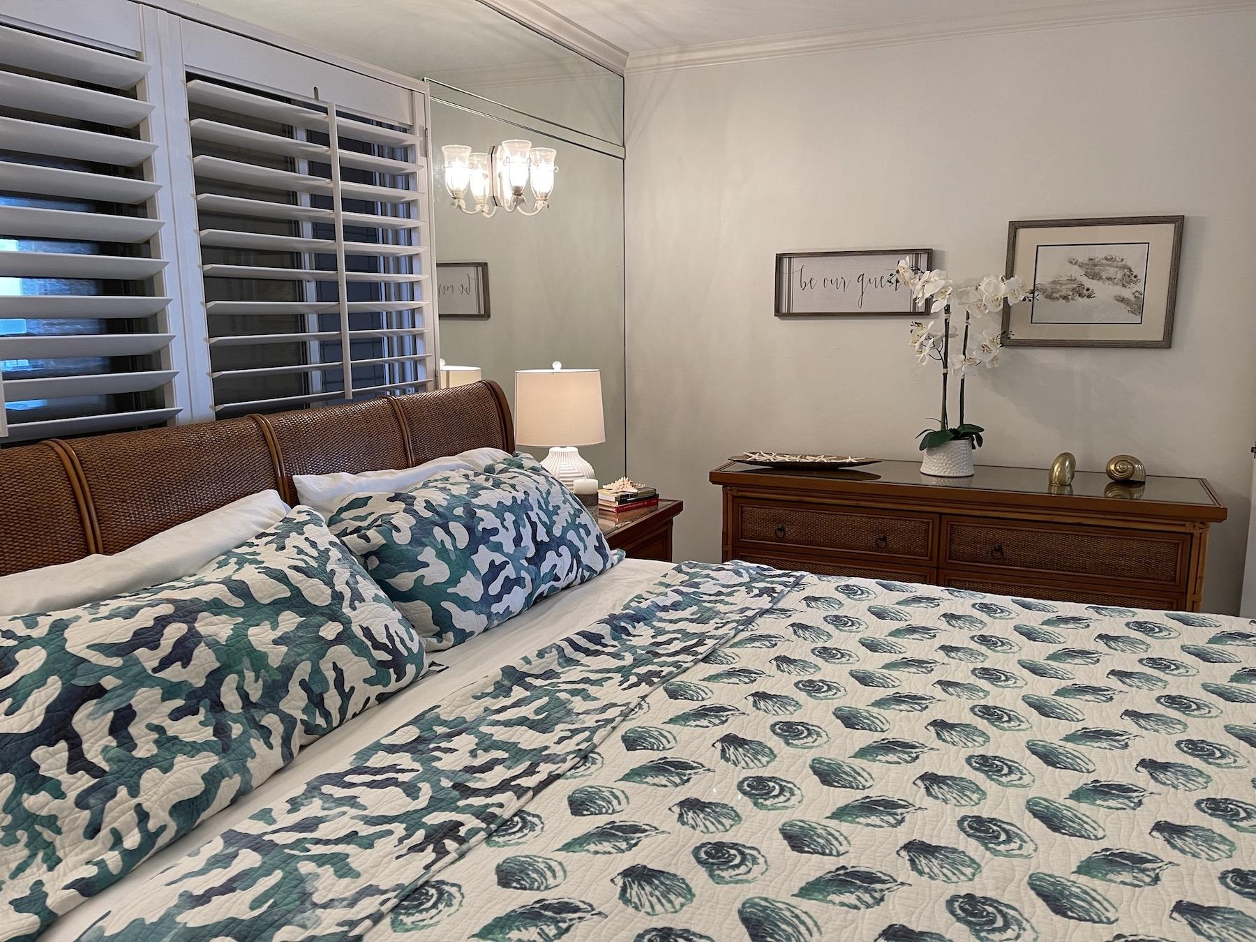 Valley Isle Resort condo # 705B, Lahaina, Hawaii - photo 23 of 30