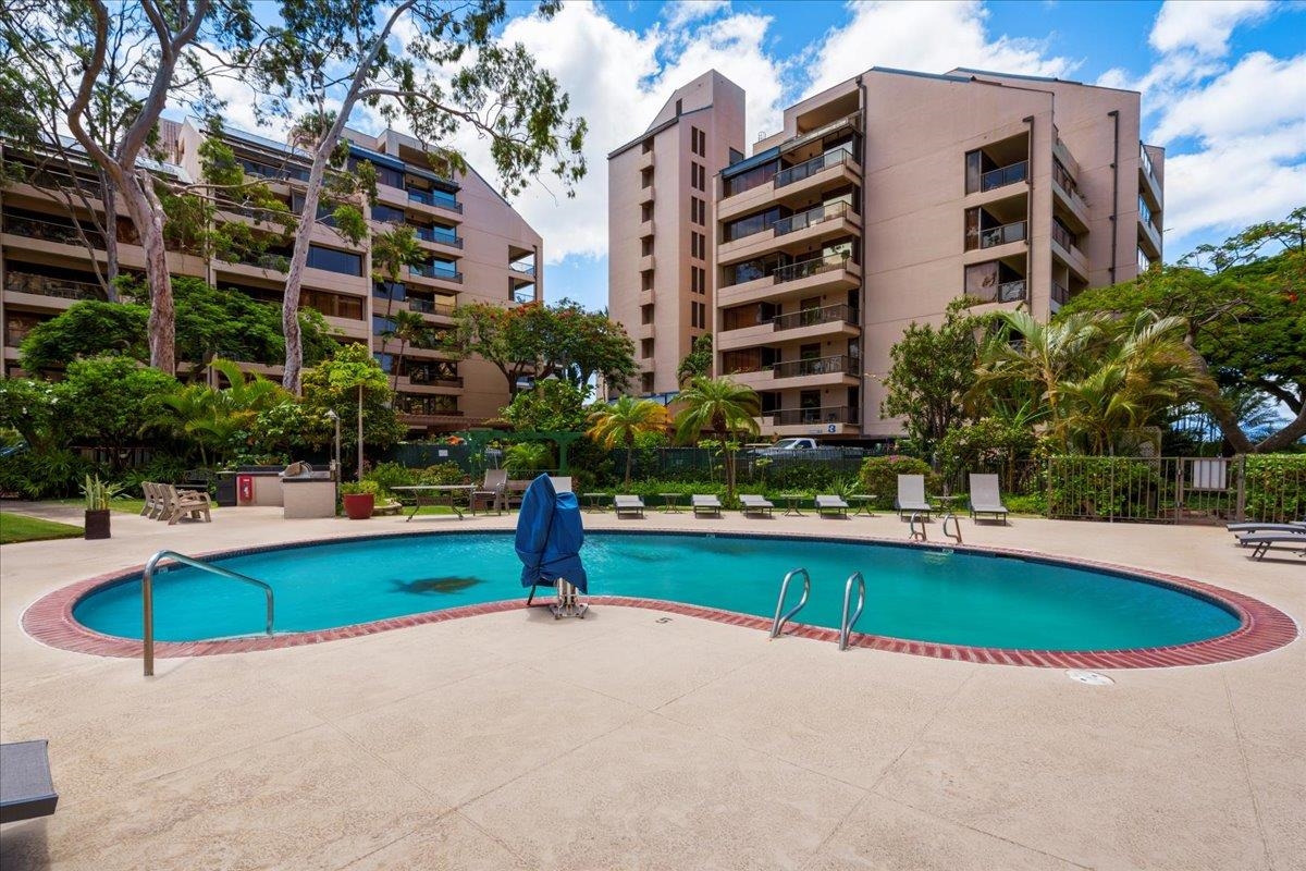 Valley Isle Resort condo # 706, Lahaina, Hawaii - photo 2 of 18