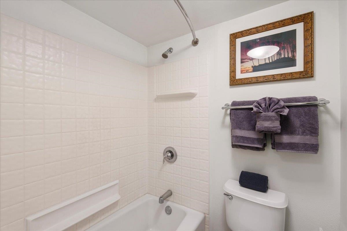 Valley Isle Resort condo # 706, Lahaina, Hawaii - photo 13 of 18