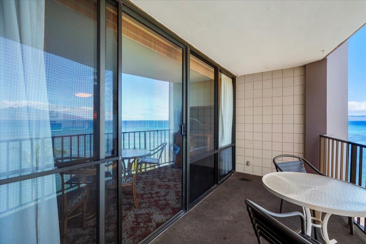 Valley Isle Resort condo # 706, Lahaina, Hawaii - photo 15 of 18