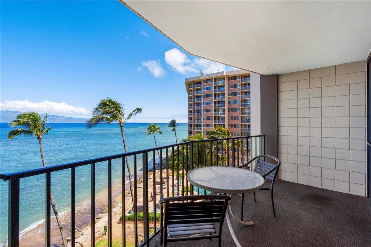 Valley Isle Resort condo # 706, Lahaina, Hawaii - photo 16 of 18