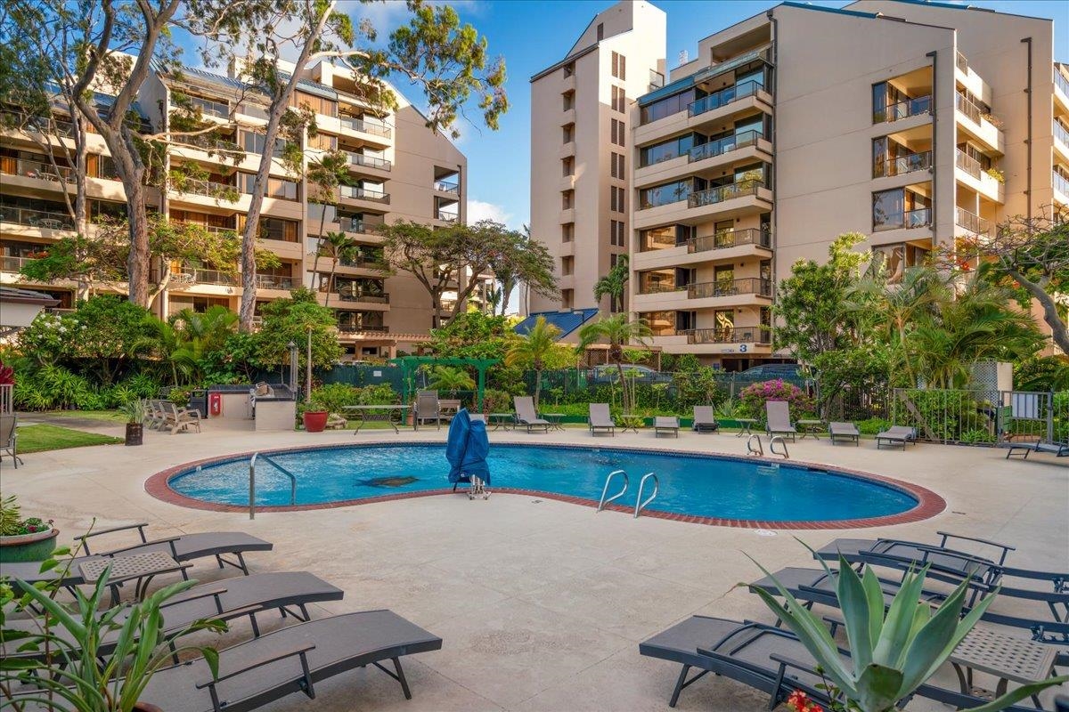 Valley Isle Resort condo # 801, Lahaina, Hawaii - photo 12 of 13