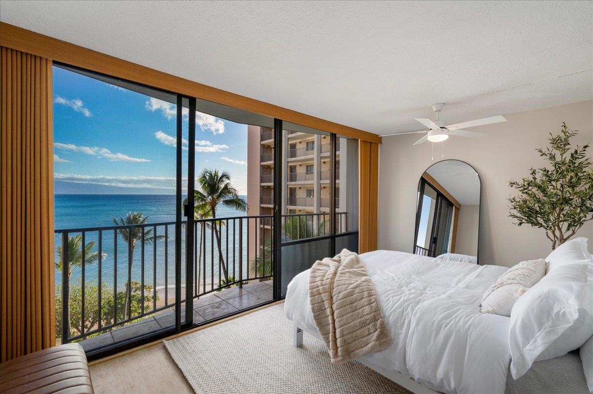 Valley Isle Resort condo # 801, Lahaina, Hawaii - photo 9 of 13