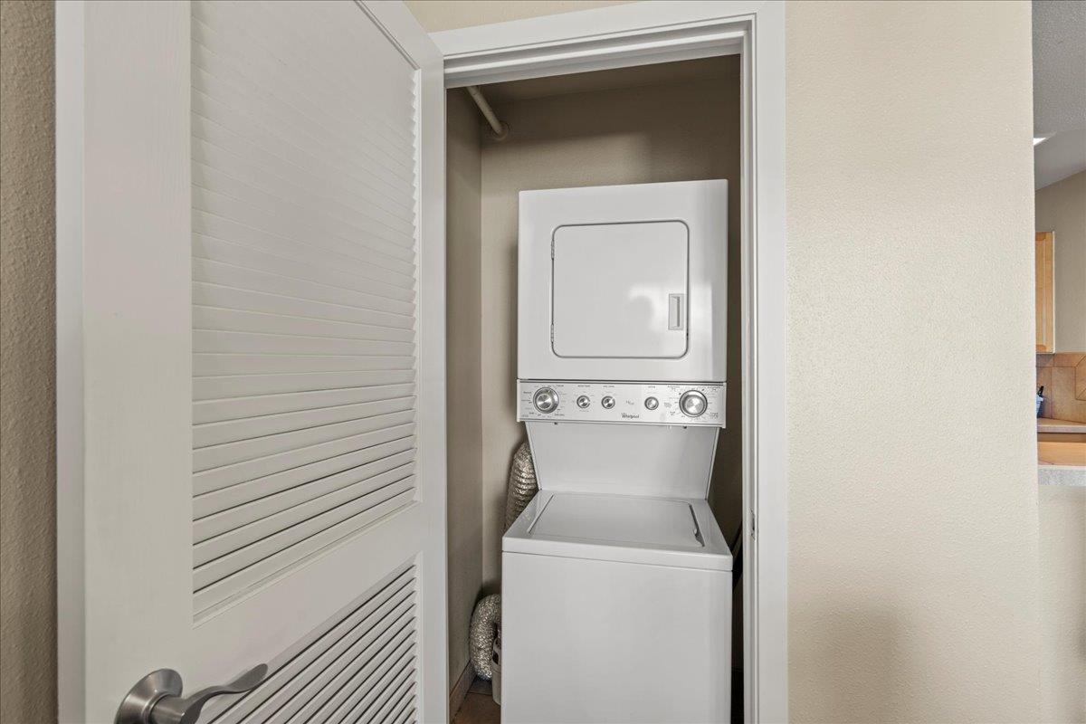 Valley Isle Resort condo # 802, Lahaina, Hawaii - photo 15 of 19