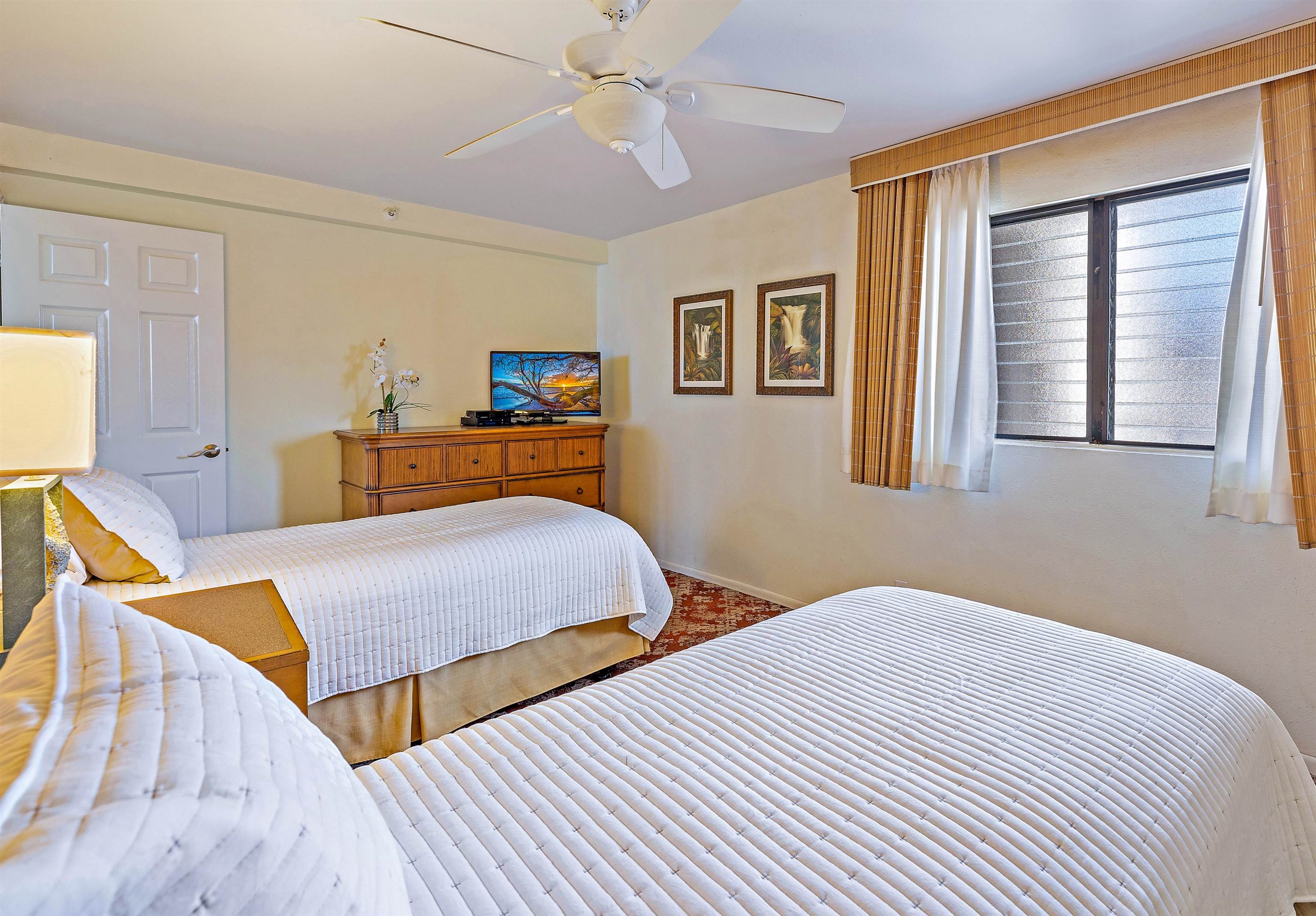 Valley Isle Resort condo # 803B, Lahaina, Hawaii - photo 15 of 25