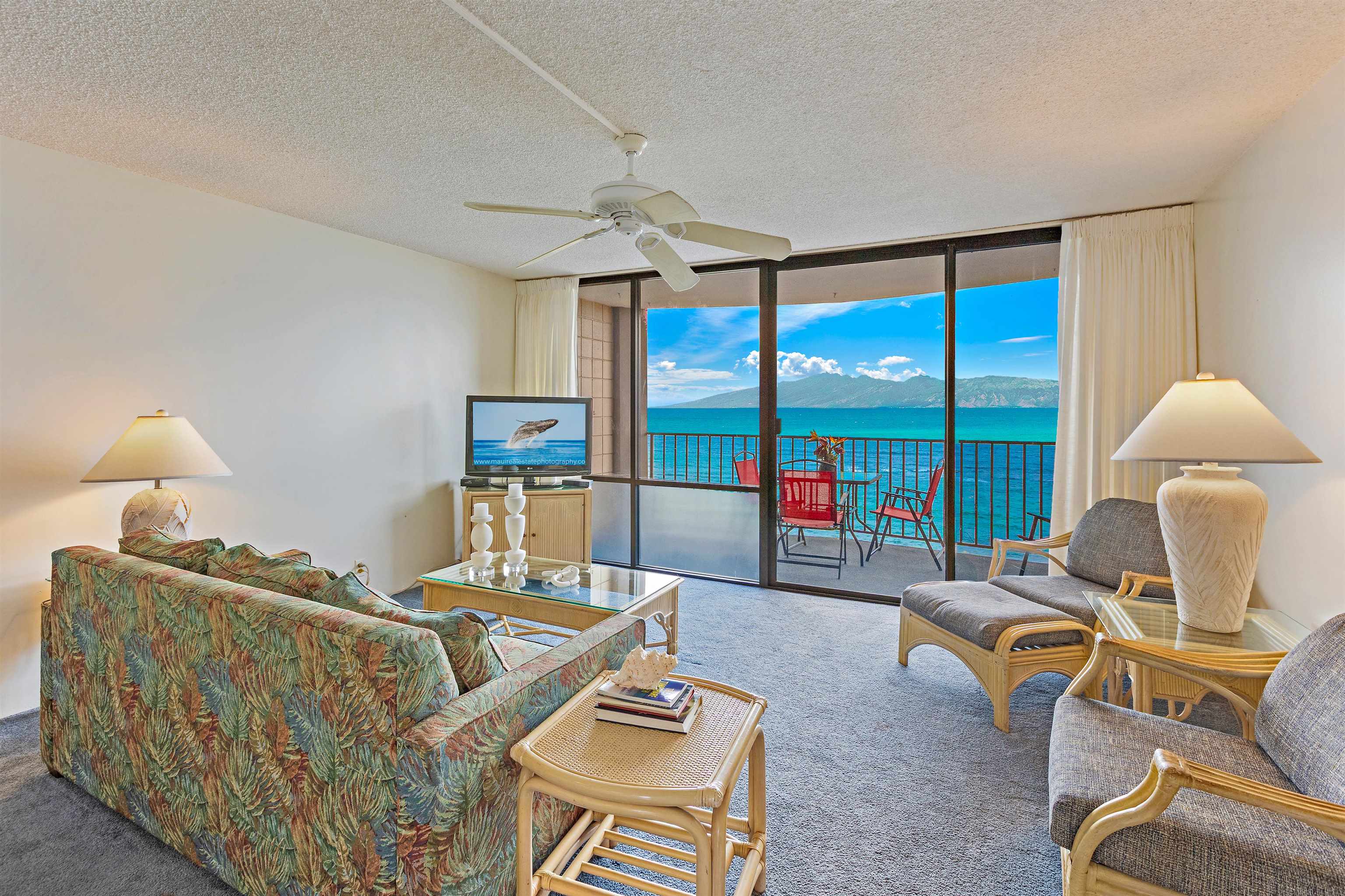 Valley Isle Resort condo # 808, Lahaina, Hawaii - photo 4 of 35