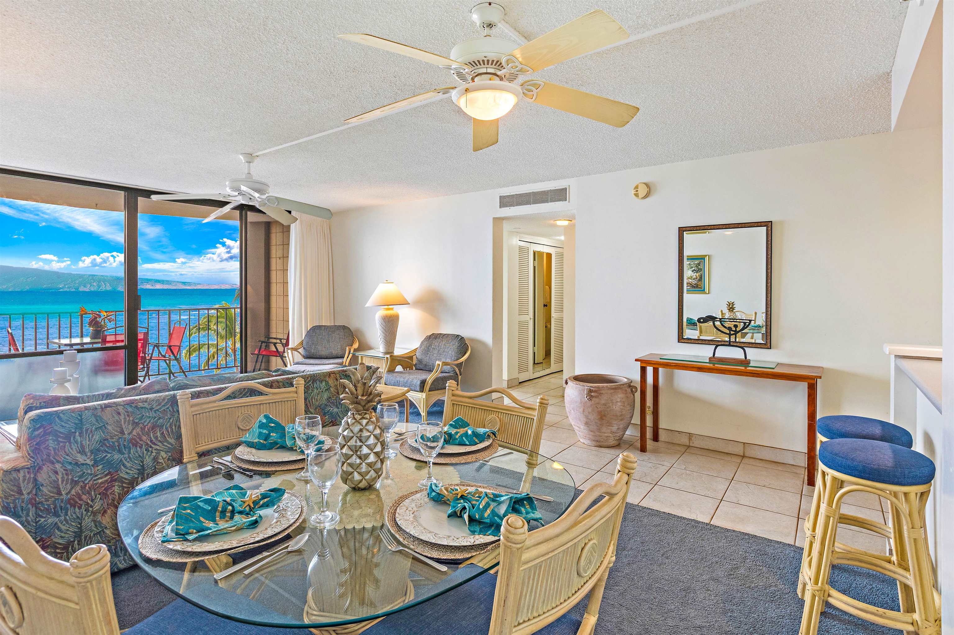 Valley Isle Resort condo # 808, Lahaina, Hawaii - photo 5 of 35