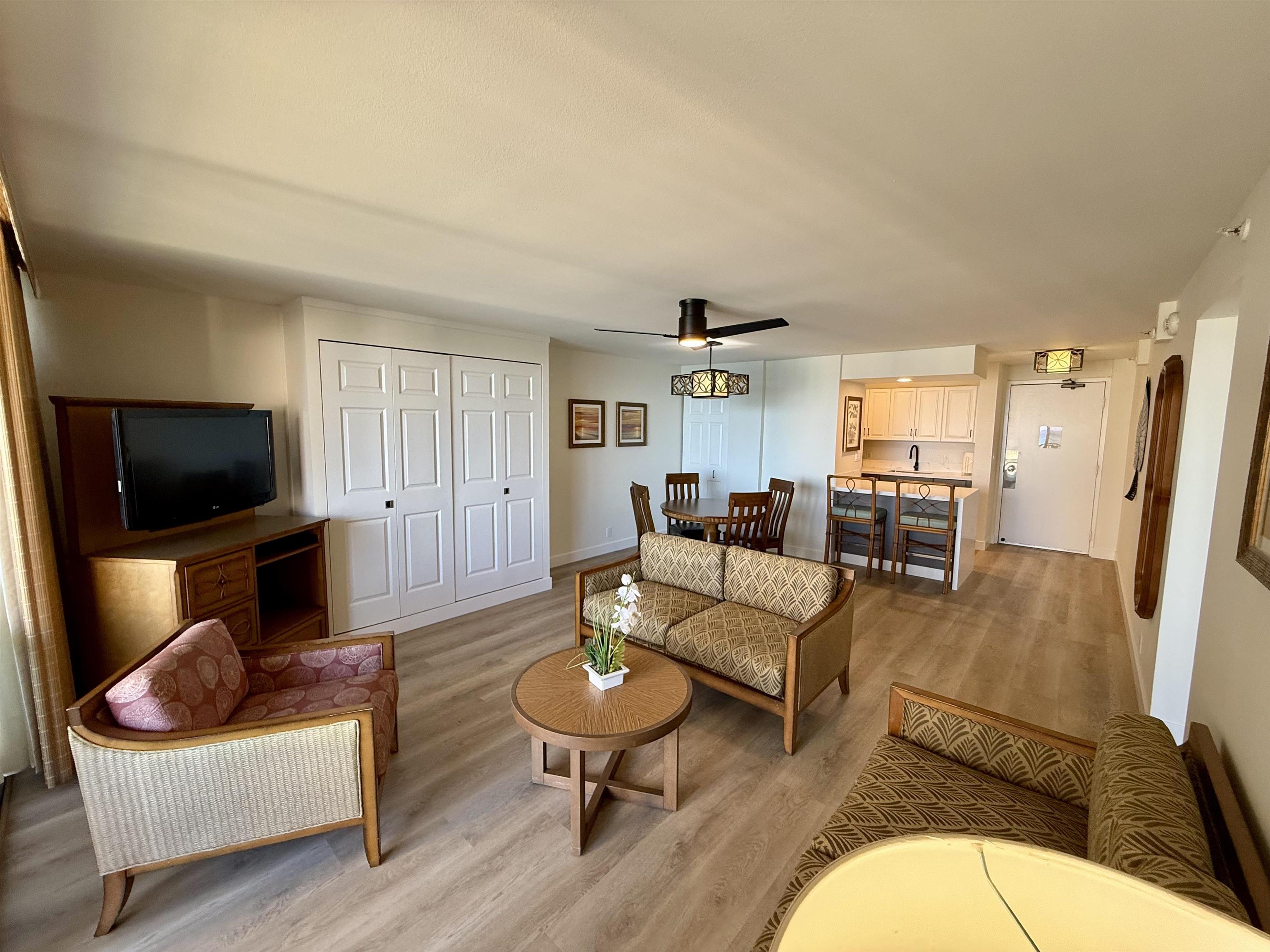 Valley Isle Resort condo # 903B, Lahaina, Hawaii - photo 13 of 35