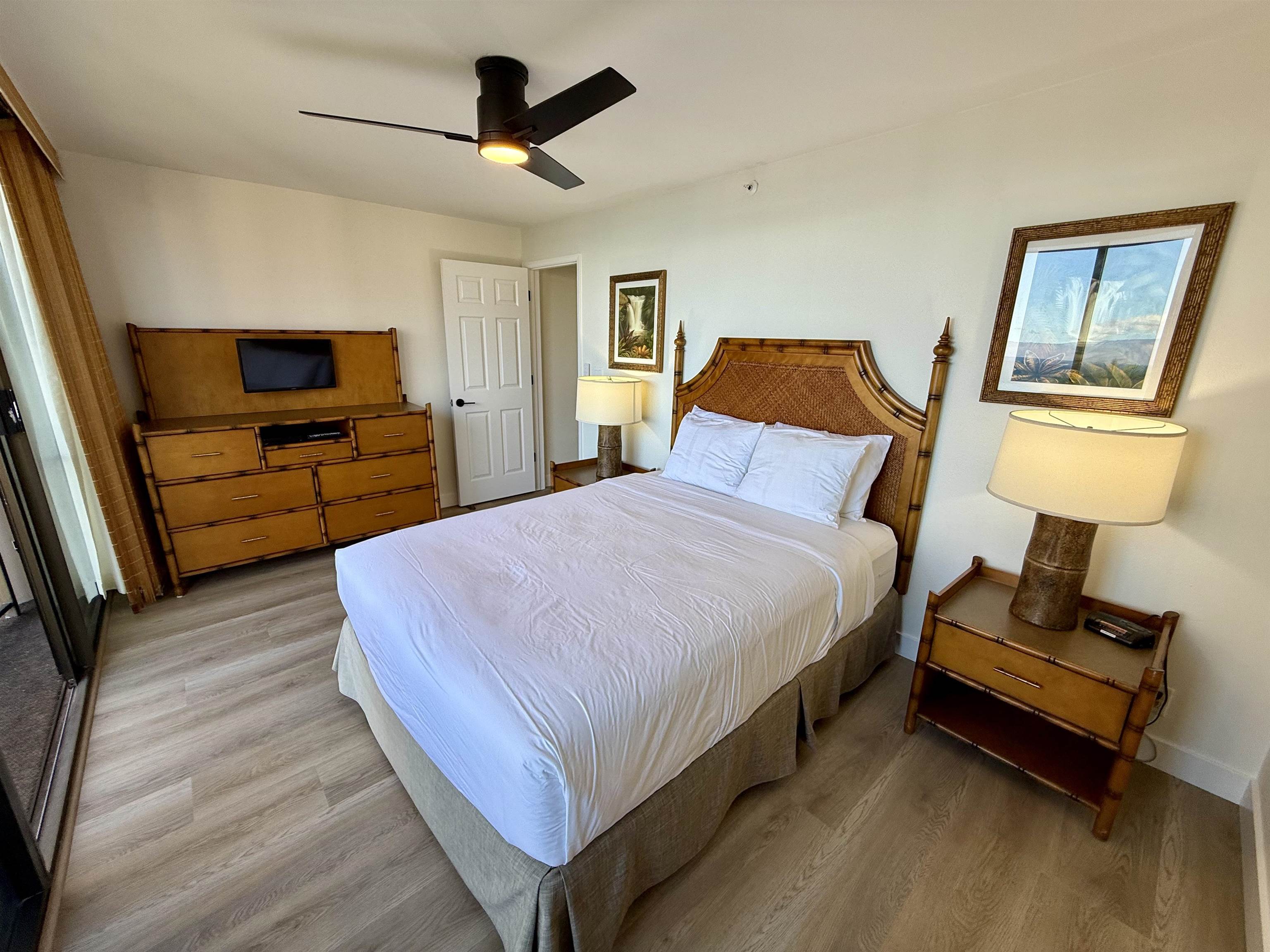 Valley Isle Resort condo # 903B, Lahaina, Hawaii - photo 19 of 35