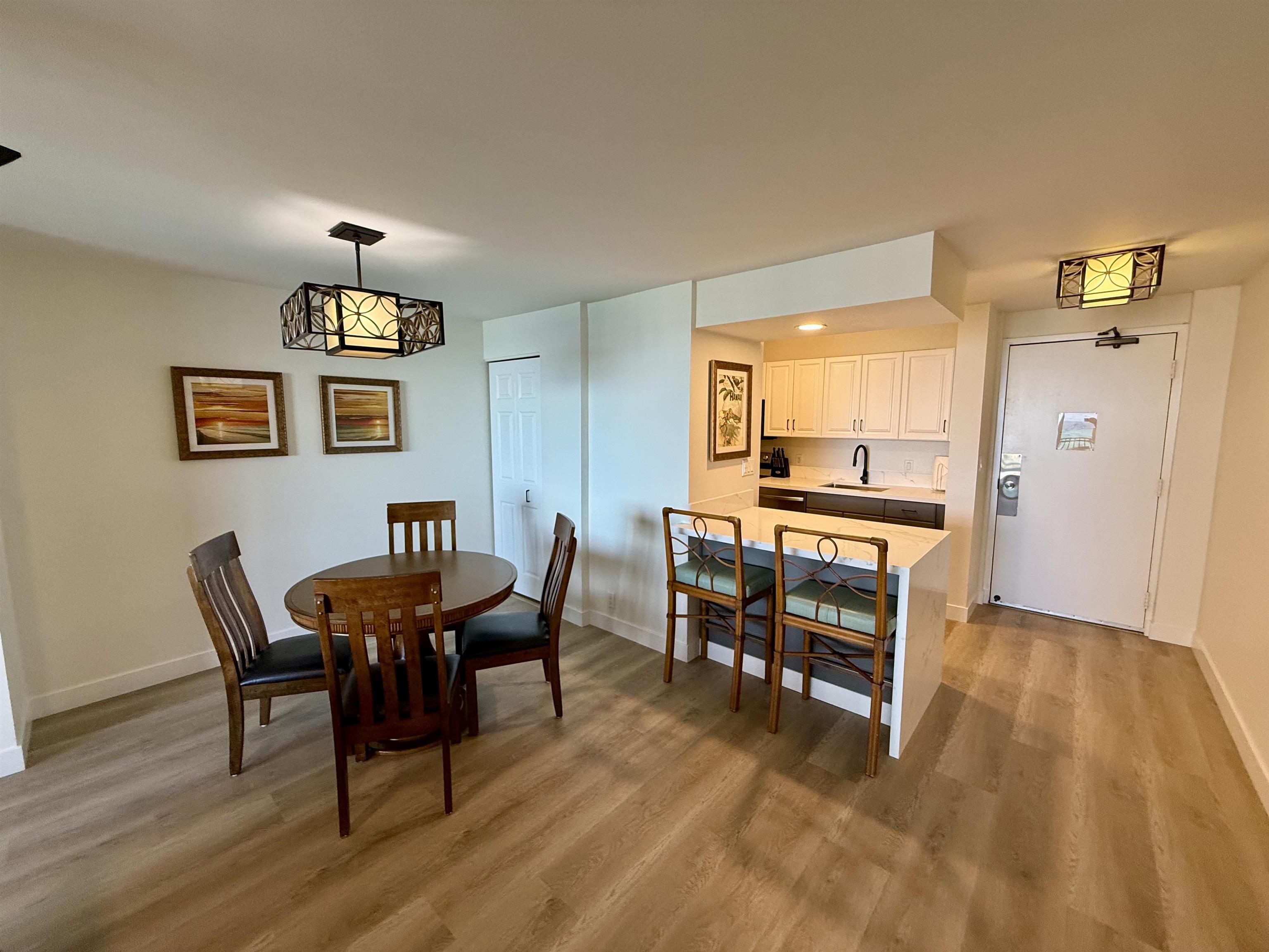 Valley Isle Resort condo # 903B, Lahaina, Hawaii - photo 4 of 35