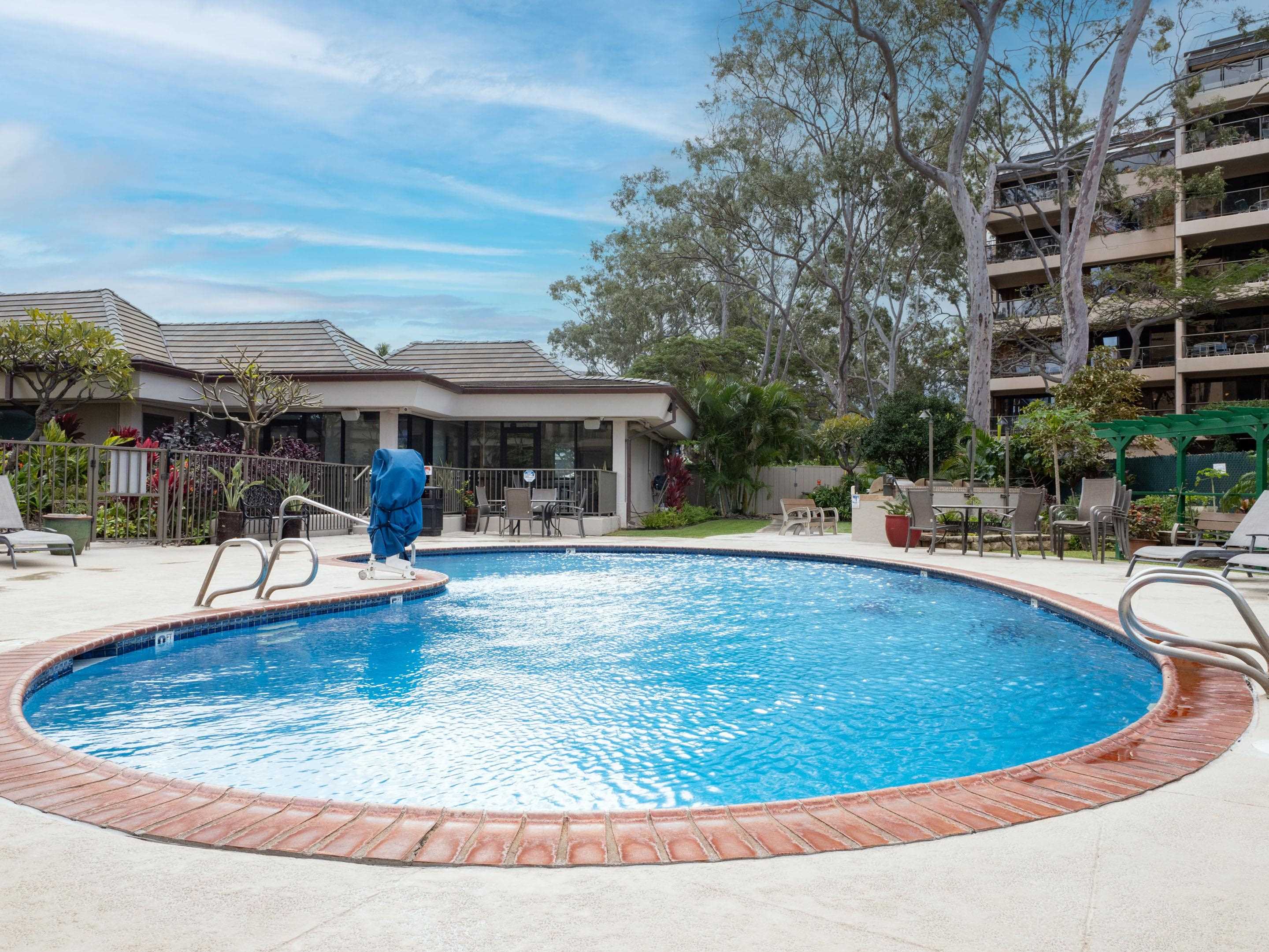 Valley Isle Resort condo # 903B, Lahaina, Hawaii - photo 33 of 35