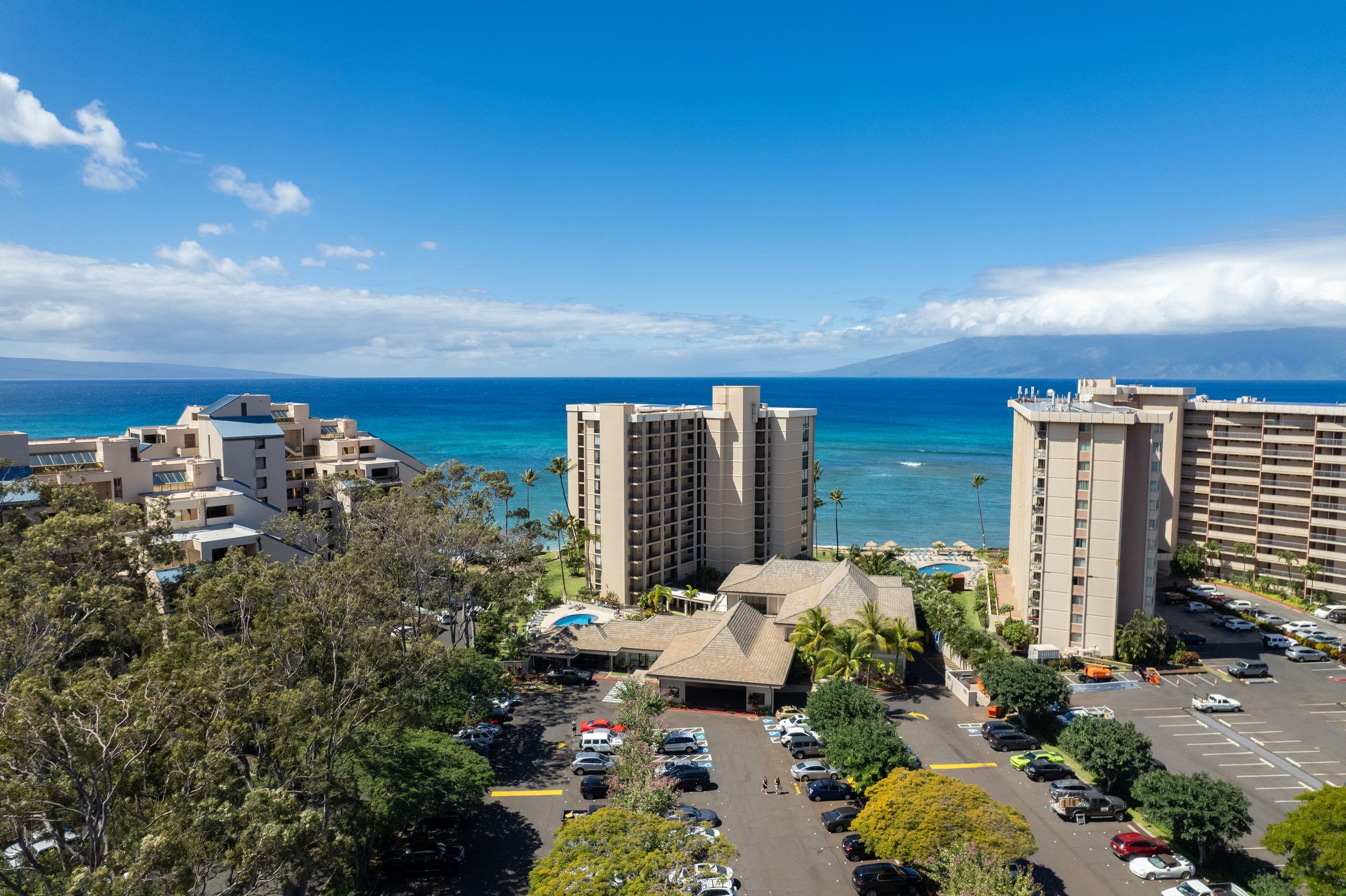 Valley Isle Resort condo # 805, Lahaina, Hawaii - photo 4 of 30