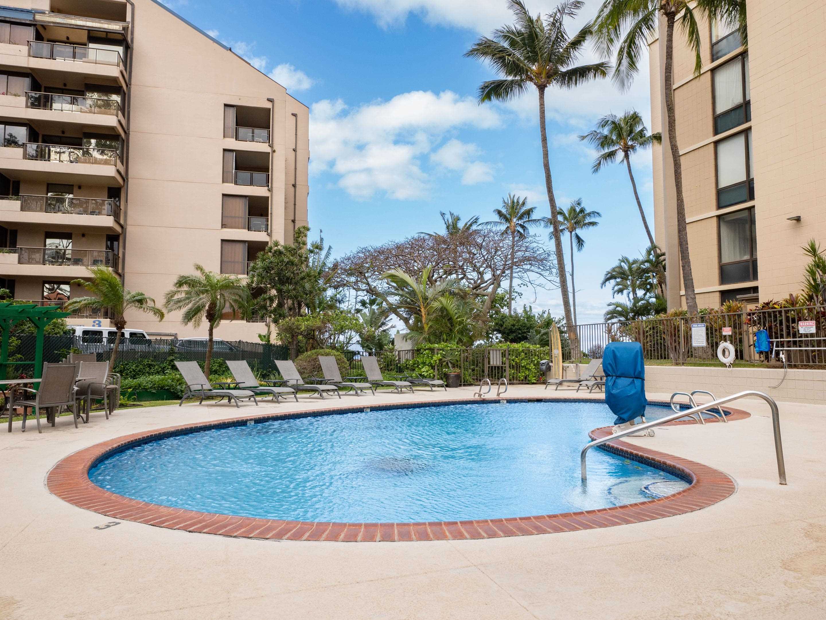 Valley Isle Resort condo # 805, Lahaina, Hawaii - photo 10 of 30