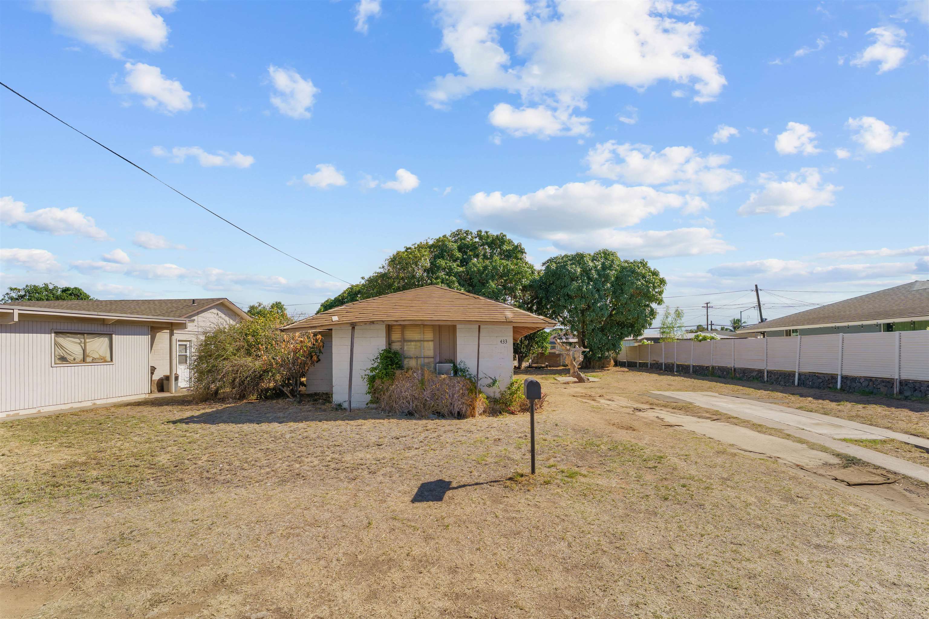 433  Kahiki St Kahului, Kahului home - photo 2 of 21