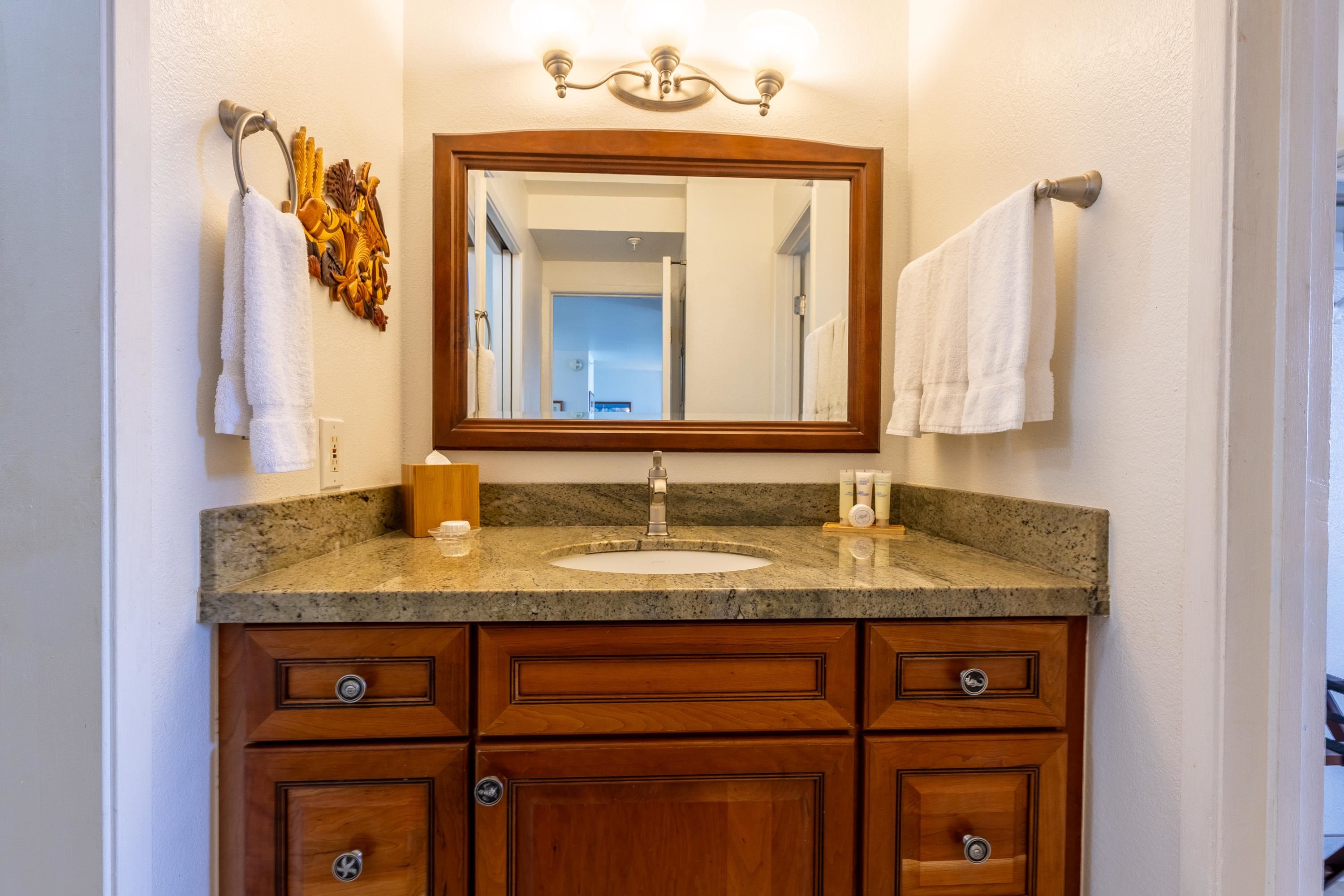 Royal Kahana condo # 1008, Lahaina, Hawaii - photo 9 of 31