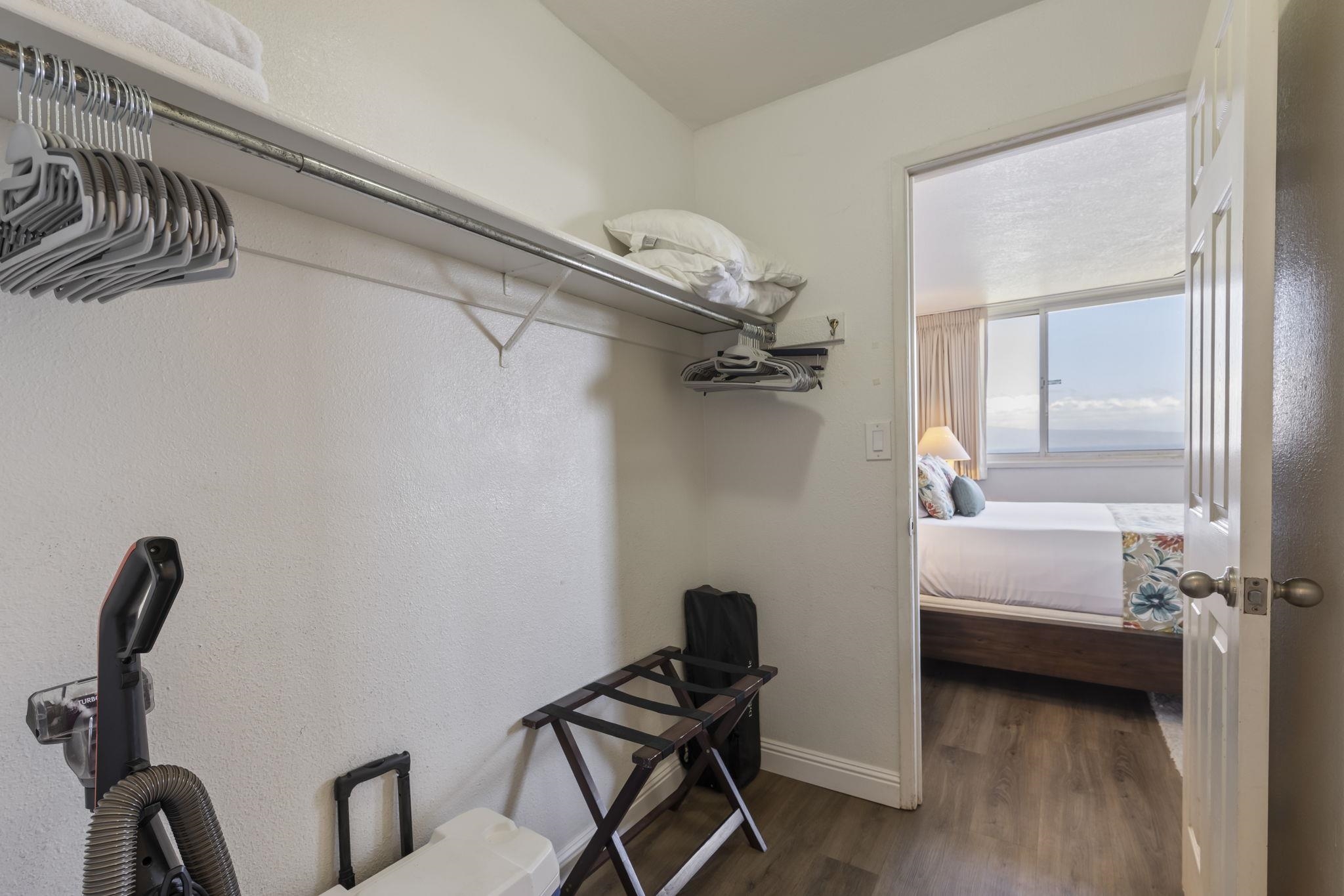 Royal Kahana condo # 1106, Lahaina, Hawaii - photo 18 of 34