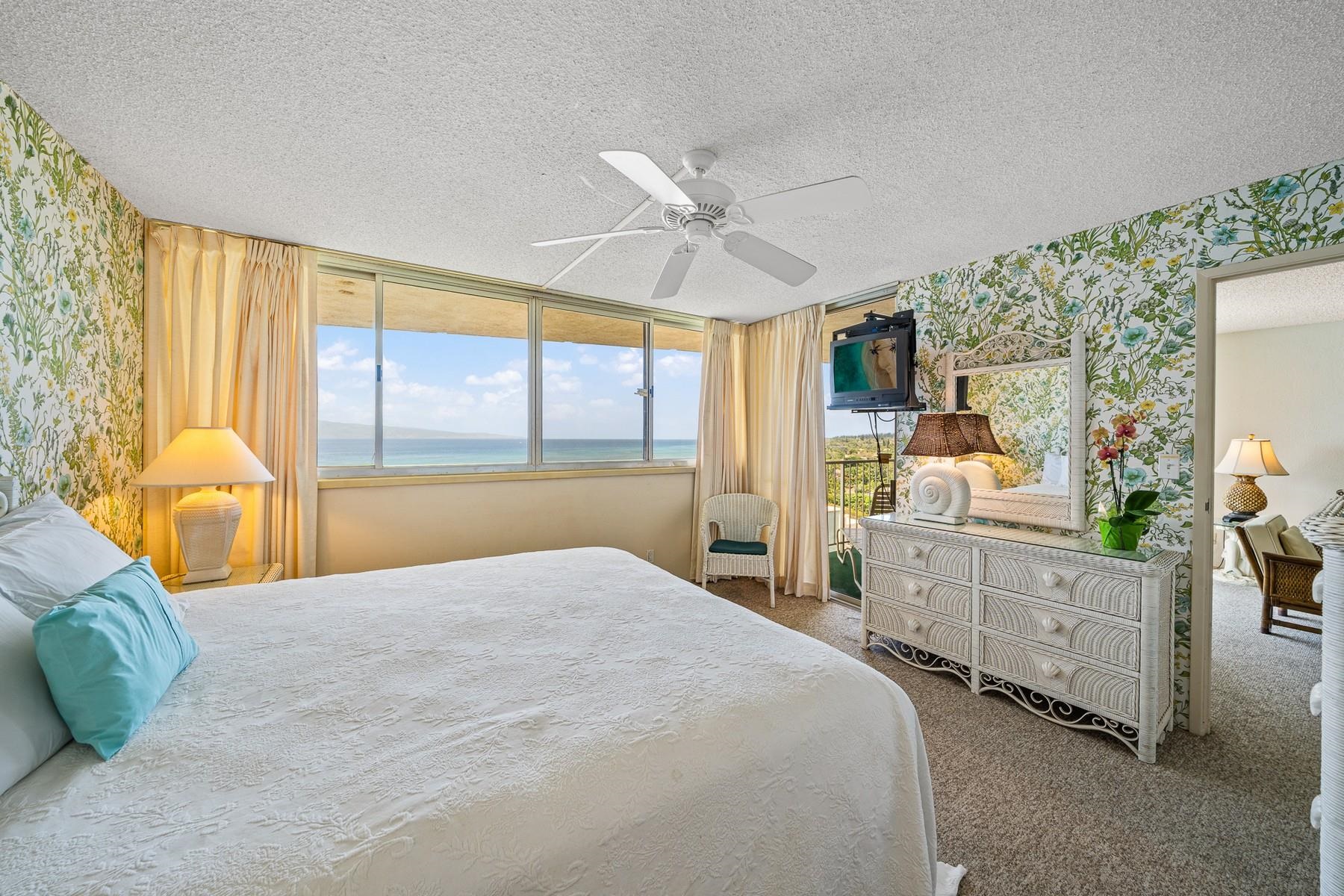 Royal Kahana condo # 1206, Lahaina, Hawaii - photo 11 of 42