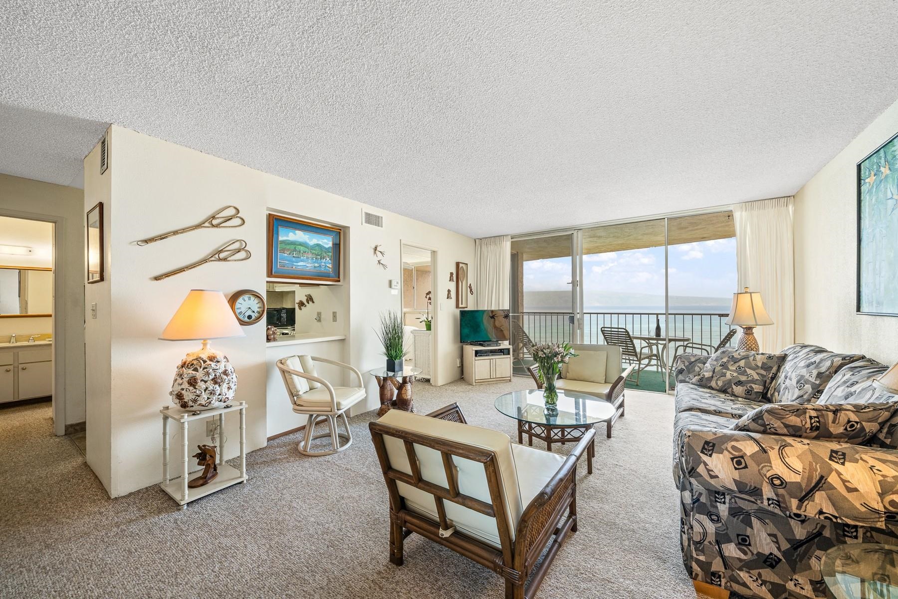 Royal Kahana condo # 1206, Lahaina, Hawaii - photo 6 of 42